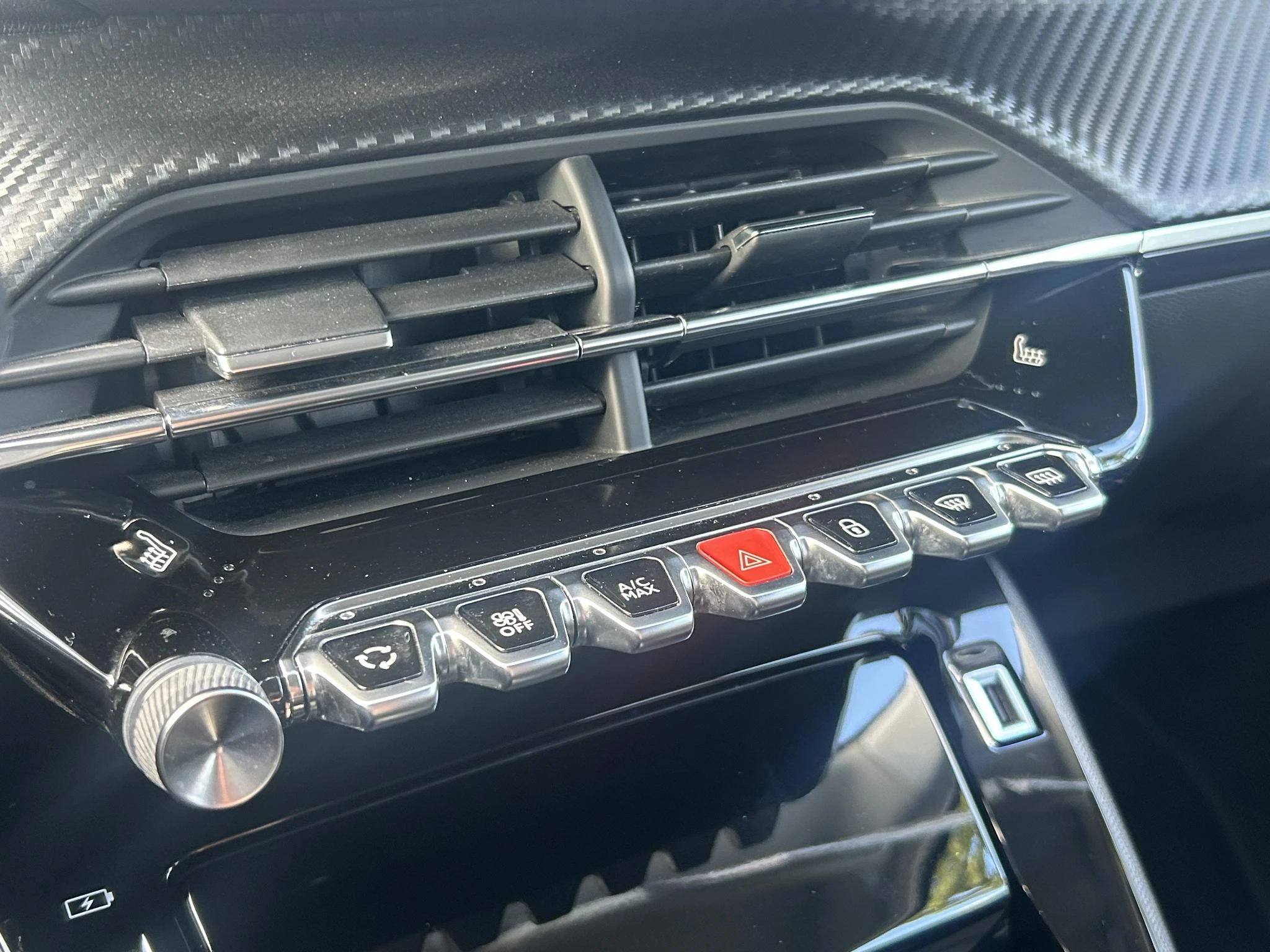 Peugeot-2008-image-17