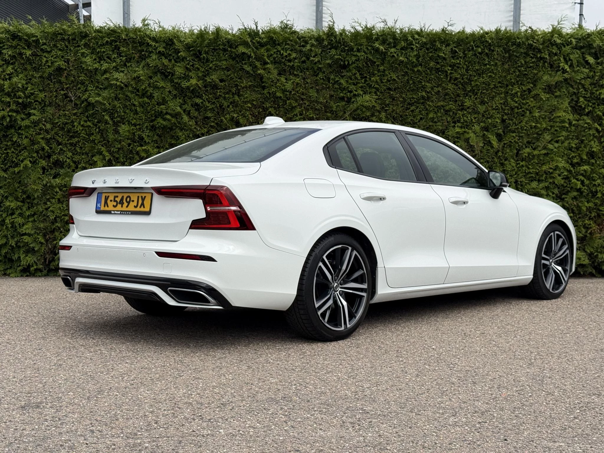 Volvo S60 B3 R-Design