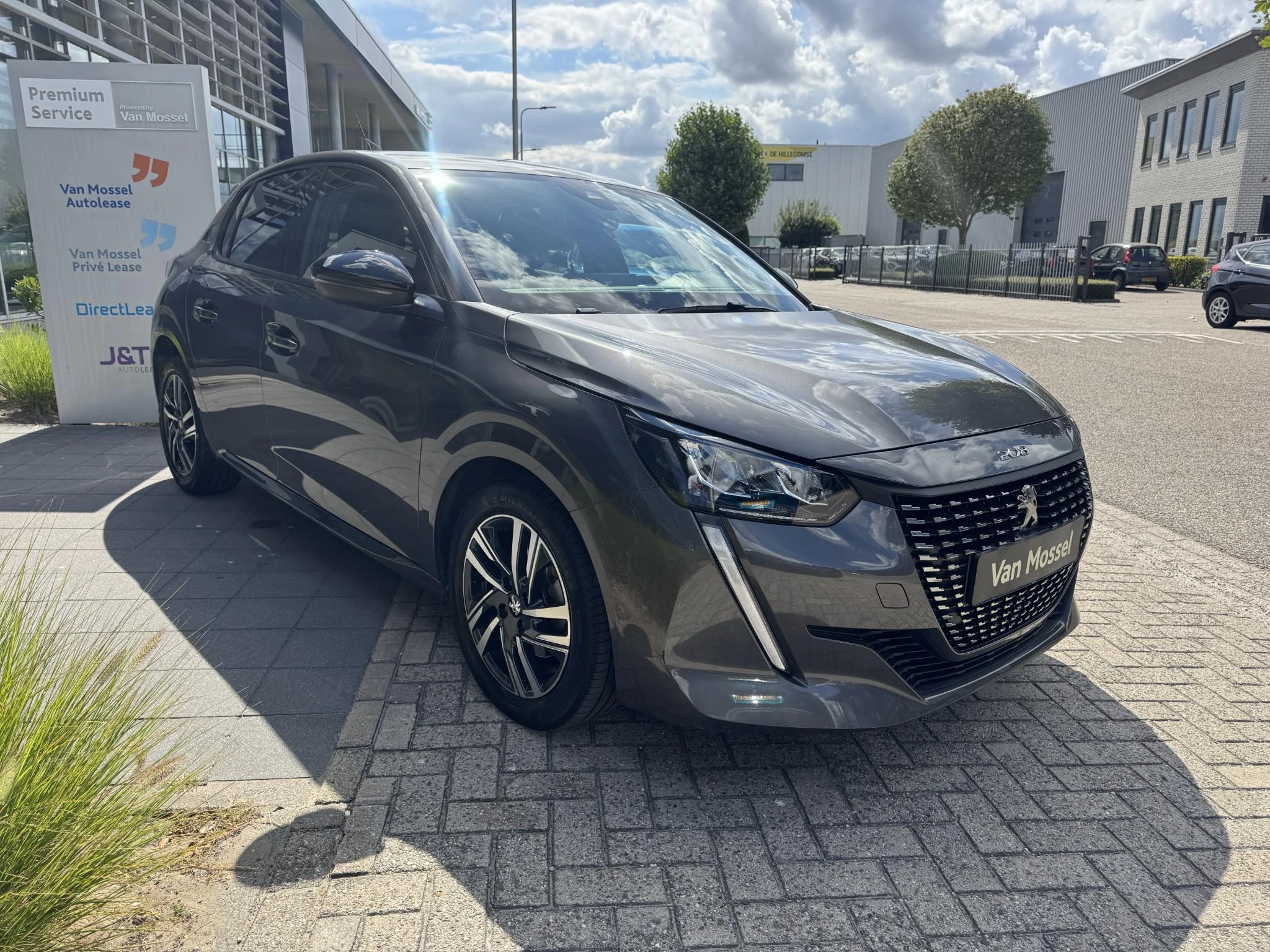 Peugeot-208-image-5