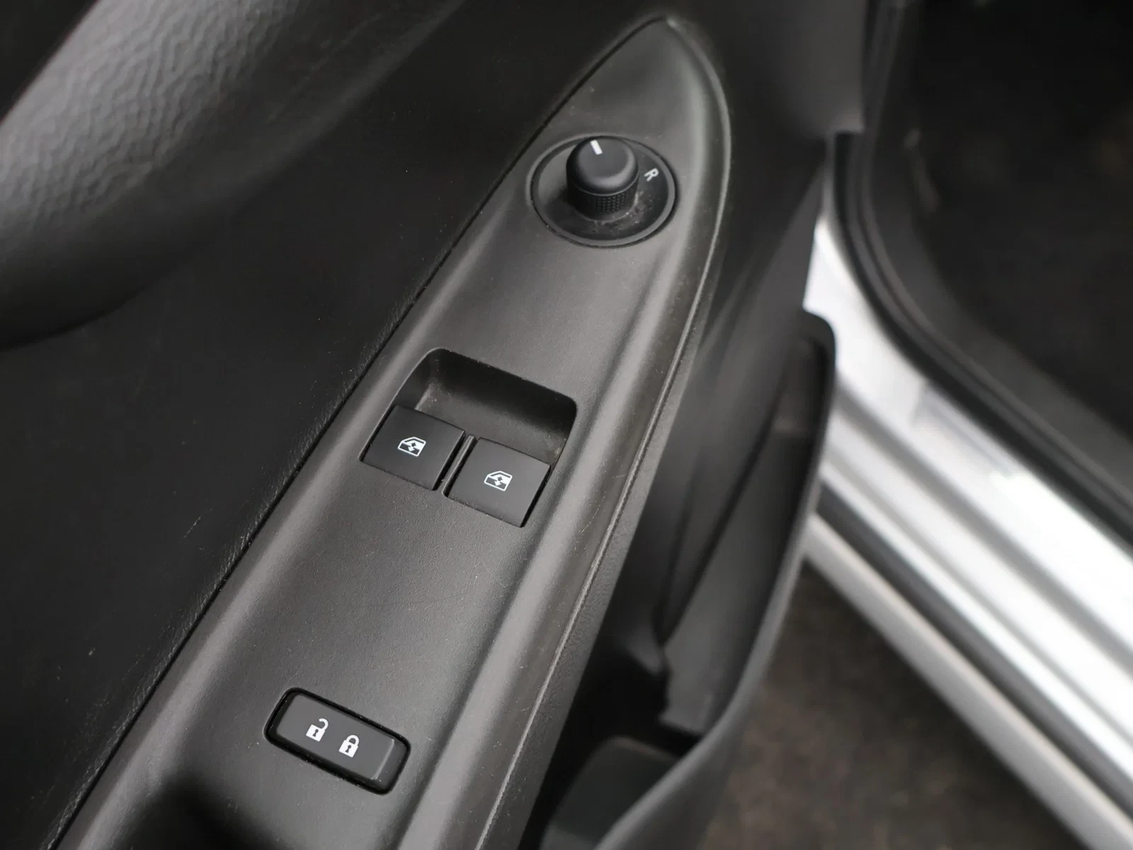 Opel-KARL-image-16
