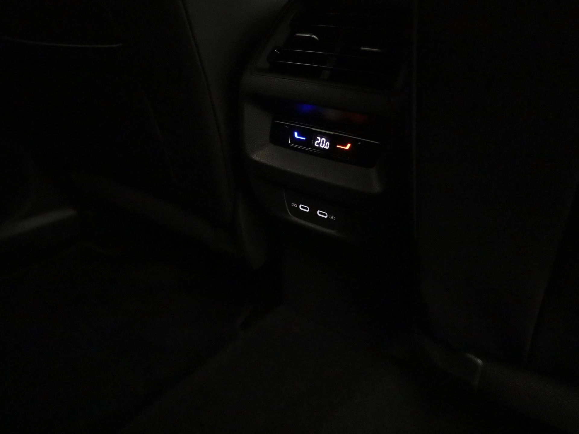 Volkswagen-Tayron-image-39