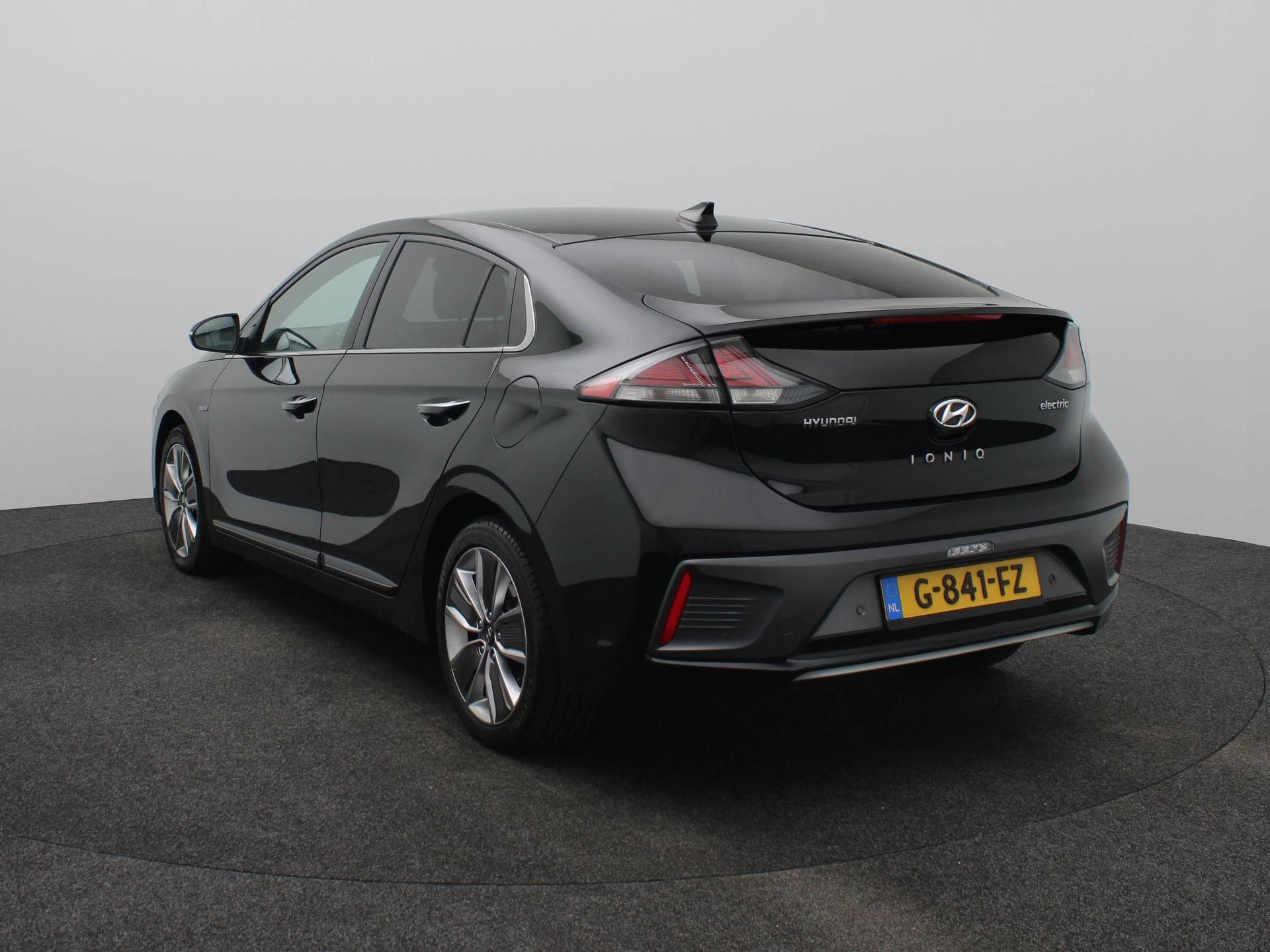 Hyundai IONIQ Premium EV 38 kWh
