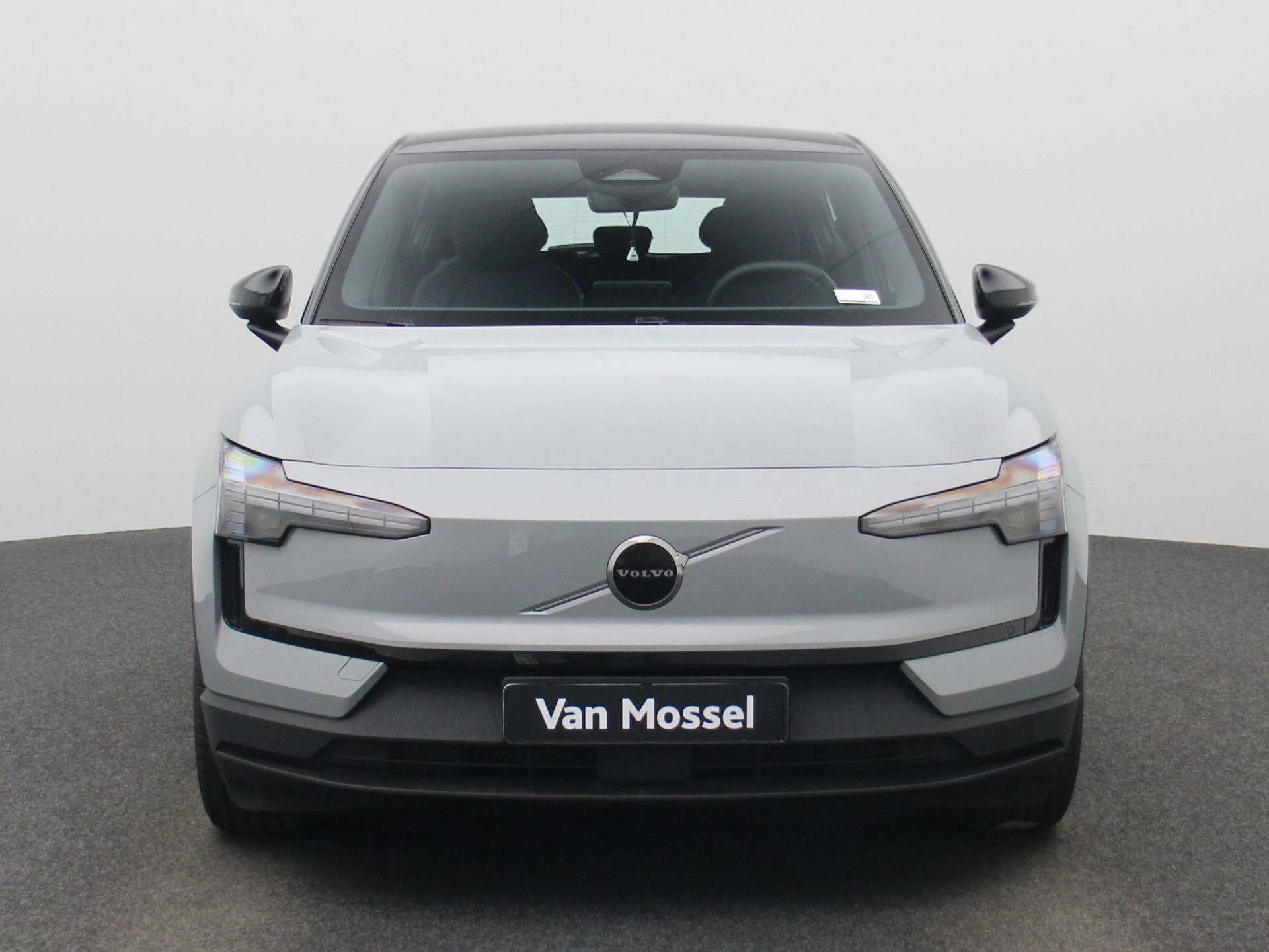 Volvo-EX30-image-2