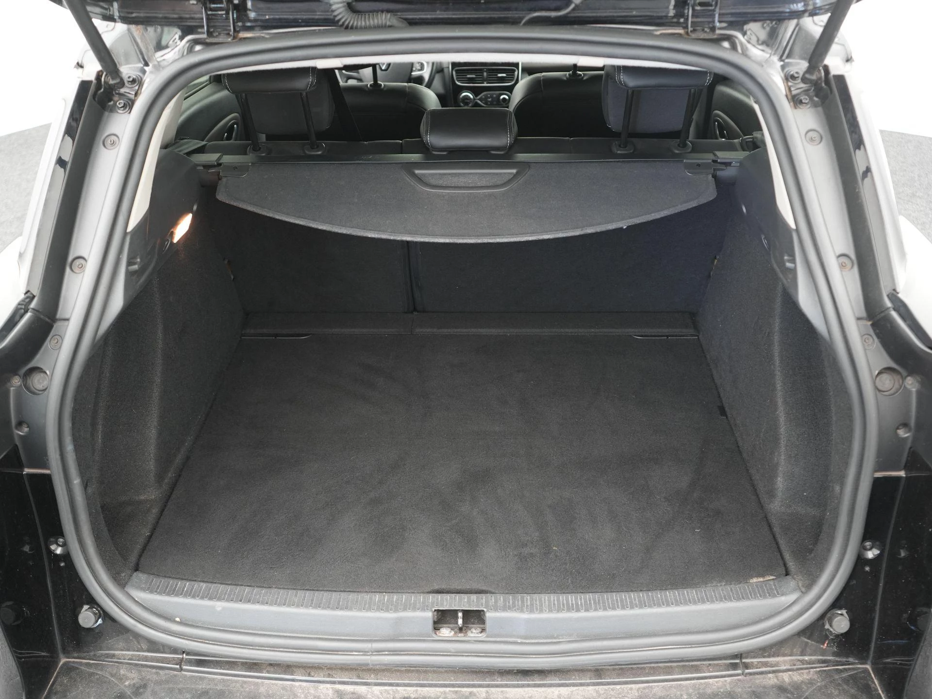 Renault-Clio-image-25