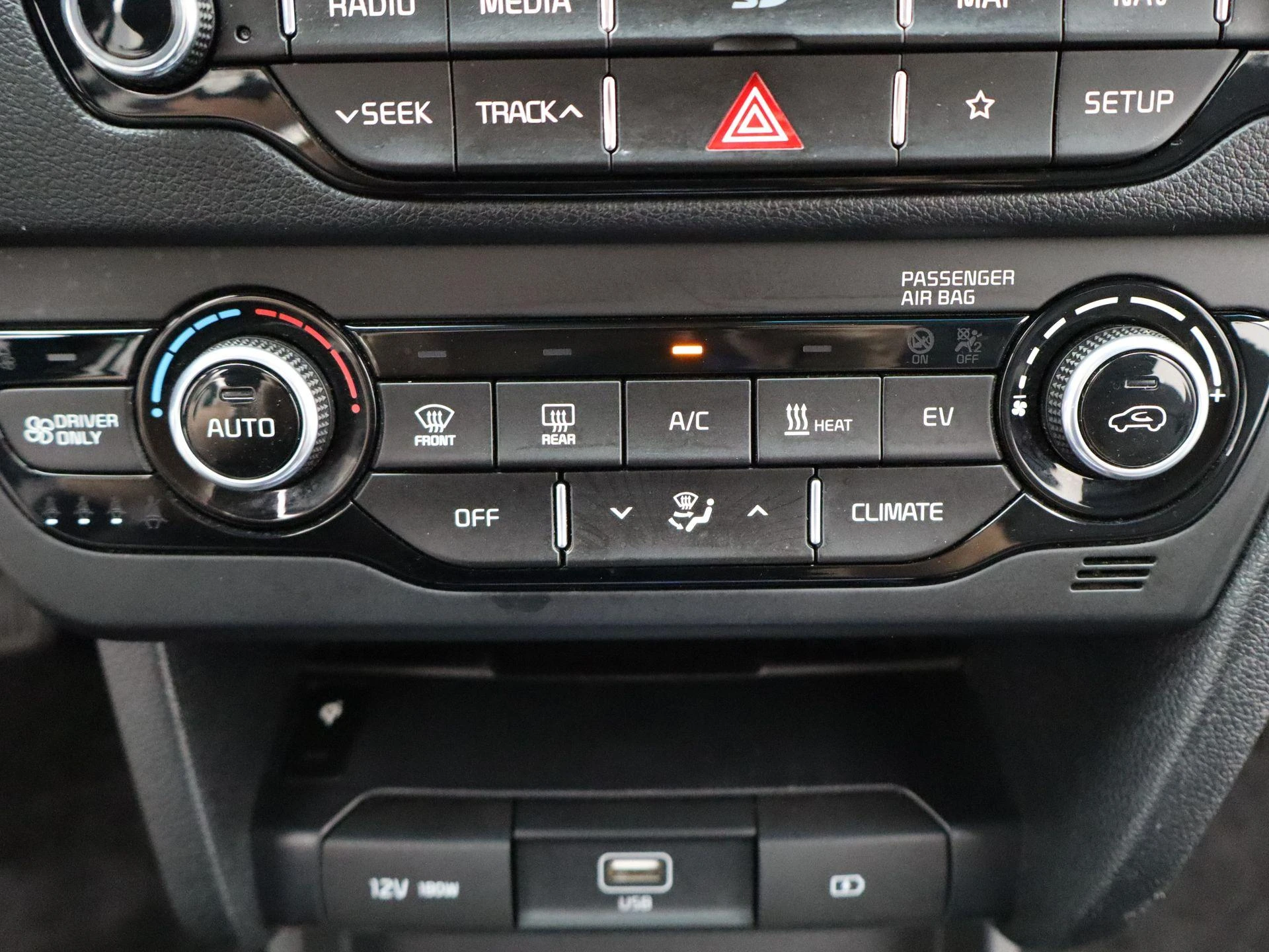 Kia-e-Niro-image-16