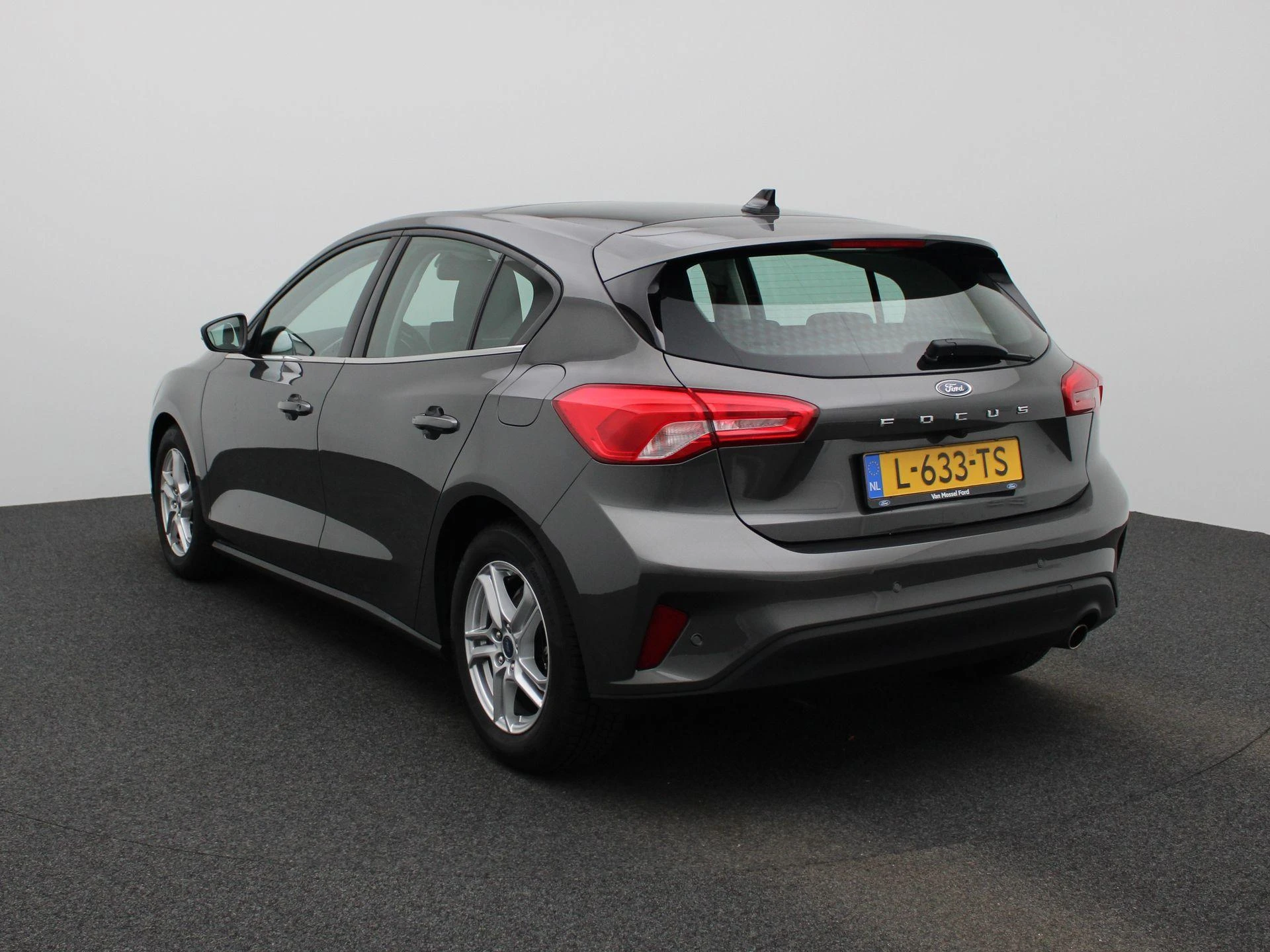 Ford-Focus-image-2