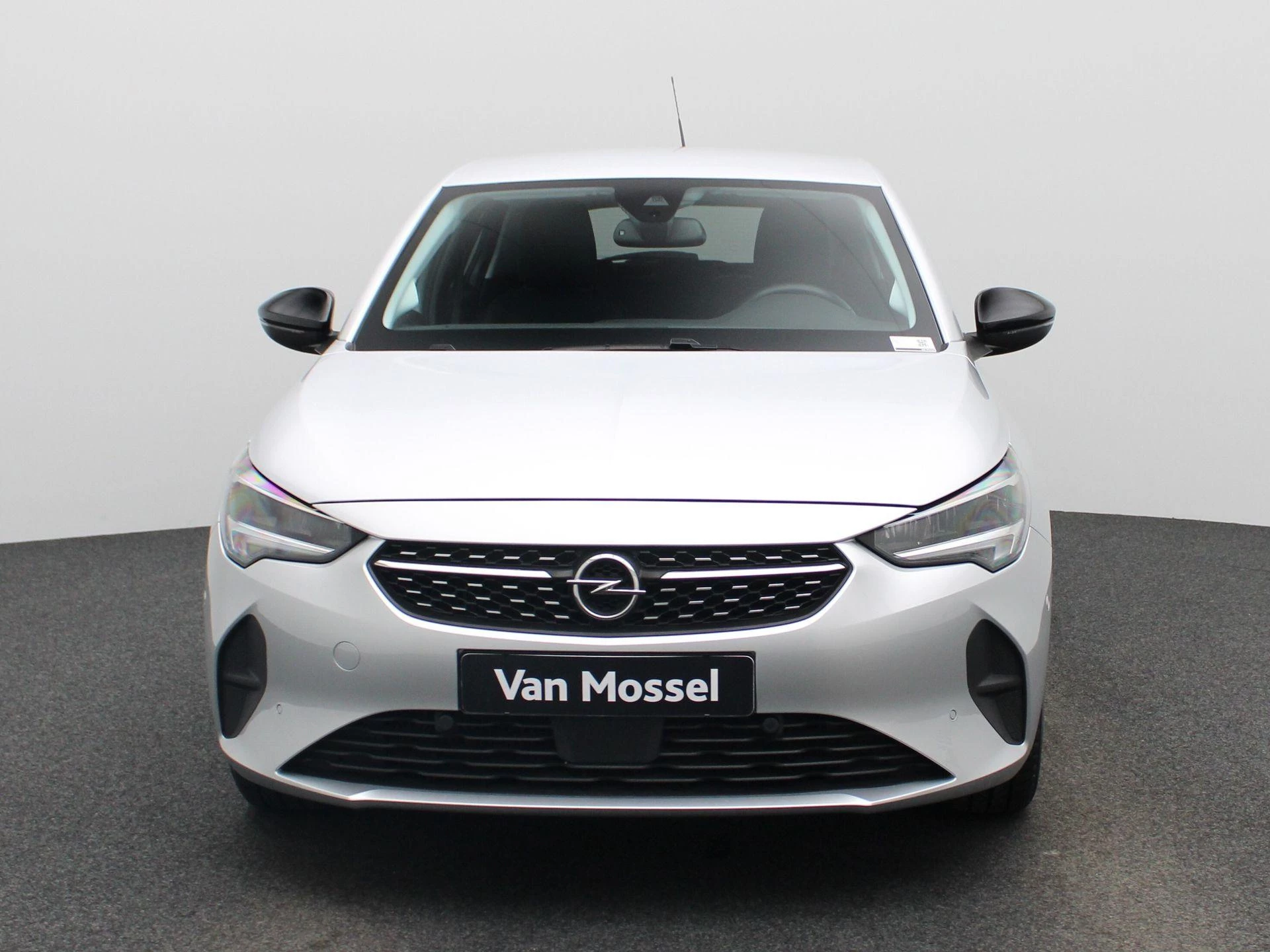 Opel-Corsa-image-2