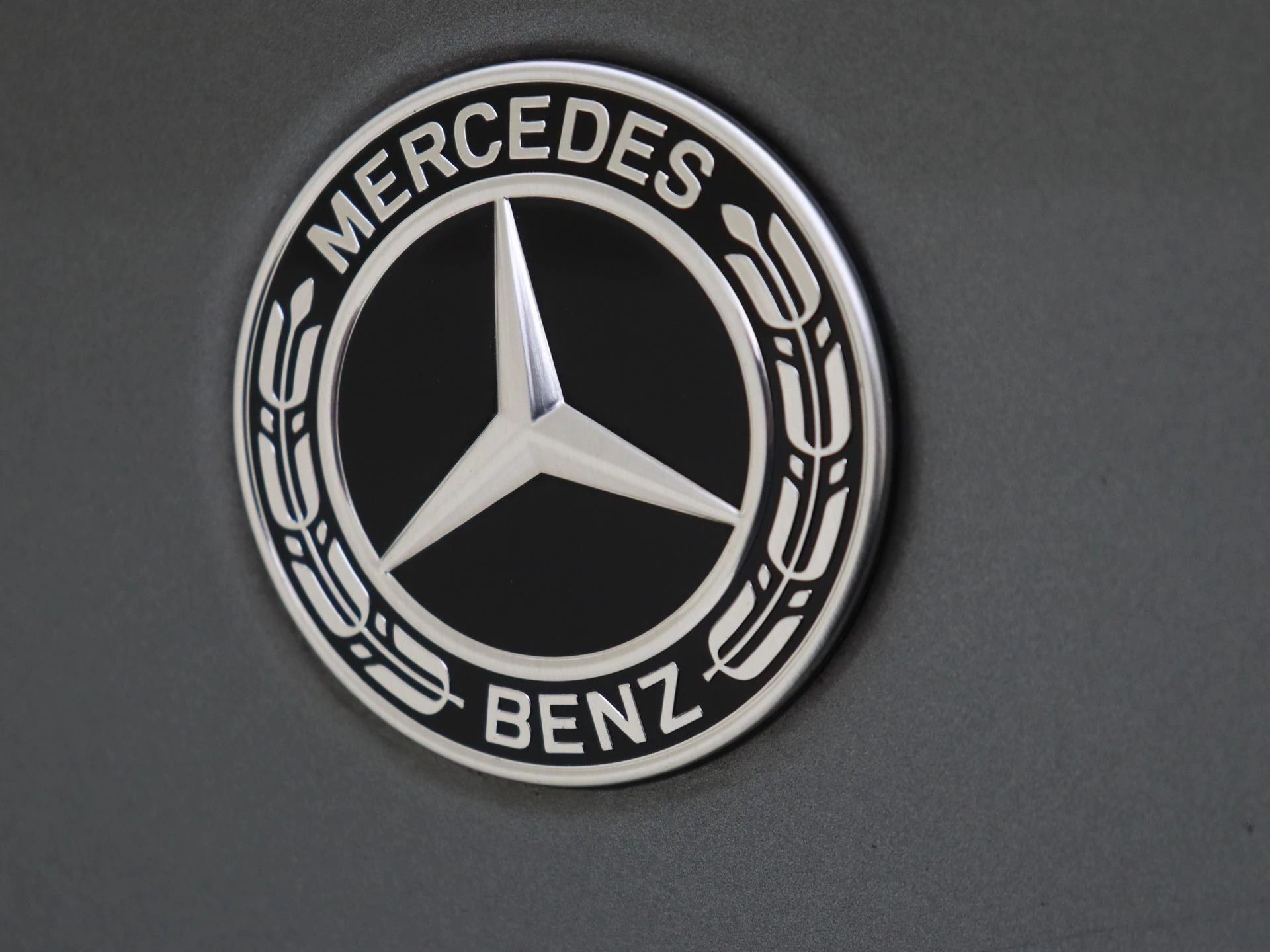 Mercedes-Benz-GLC-image-27