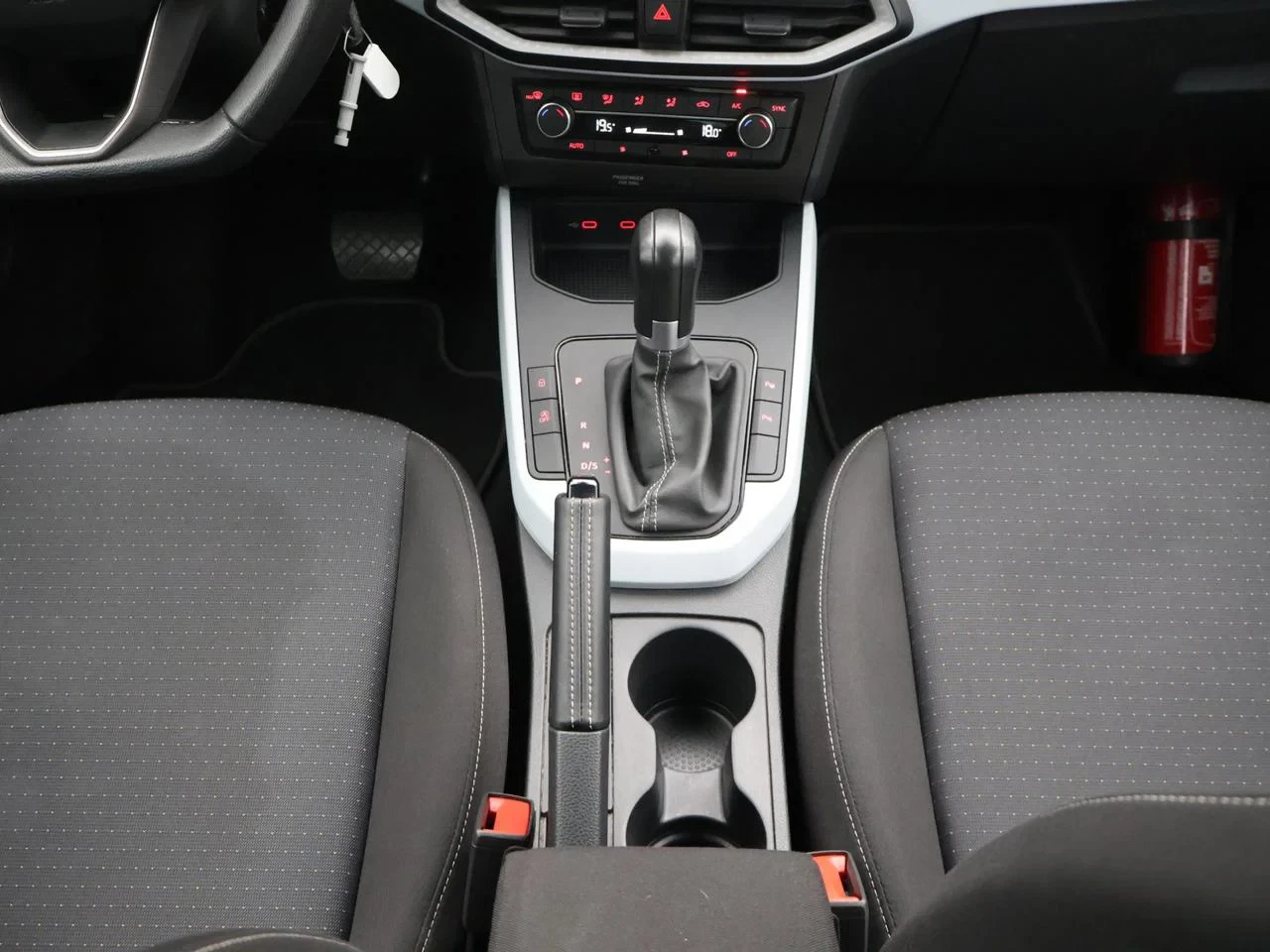 SEAT Arona Arona Arona Move! Navi 1.0 TSI 110pk*DSG*VIRTUAL COCKPIT*TREKHAAK*ACC*PDC*APP-connect