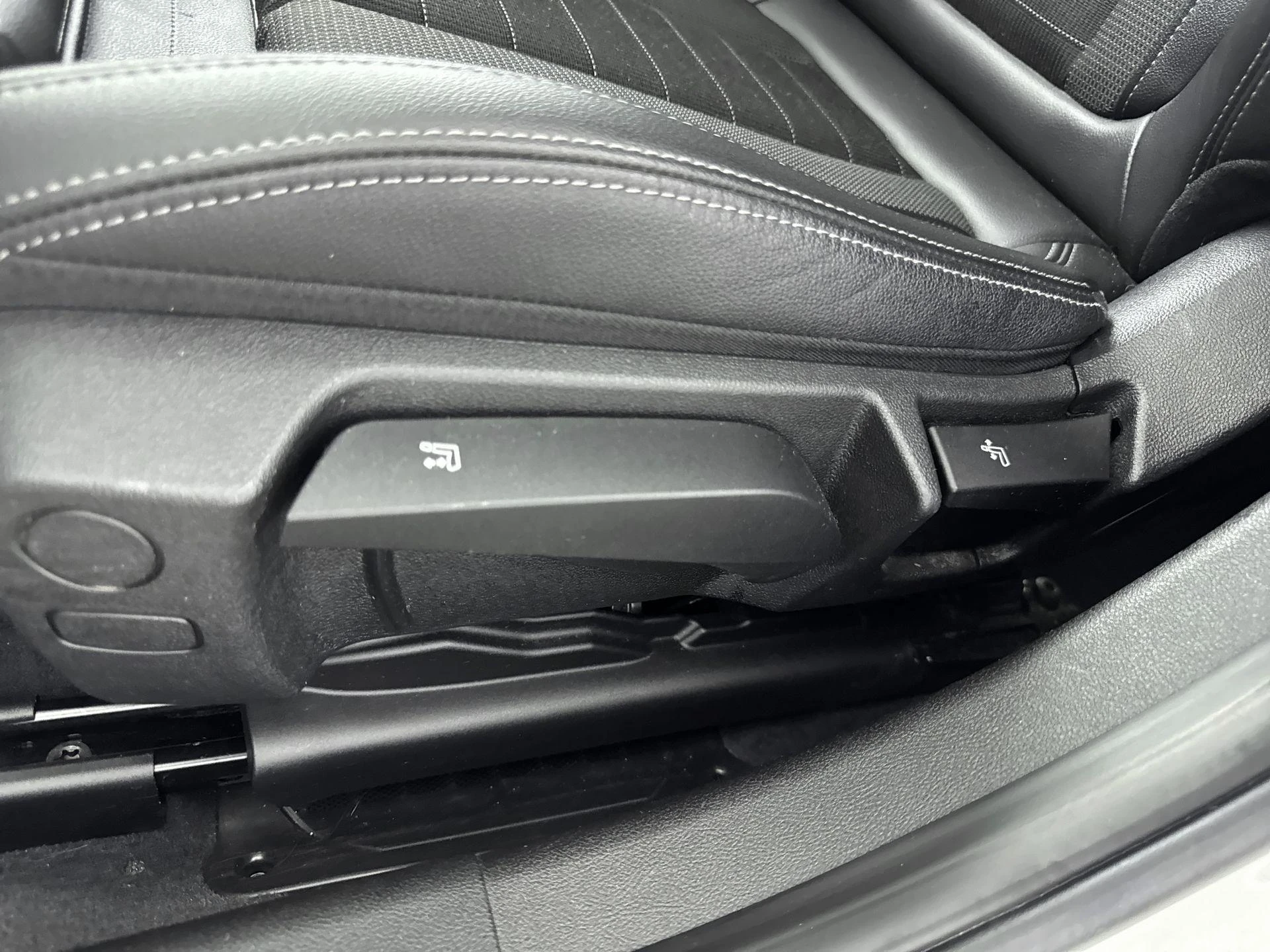 BMW-3 Serie-image-22
