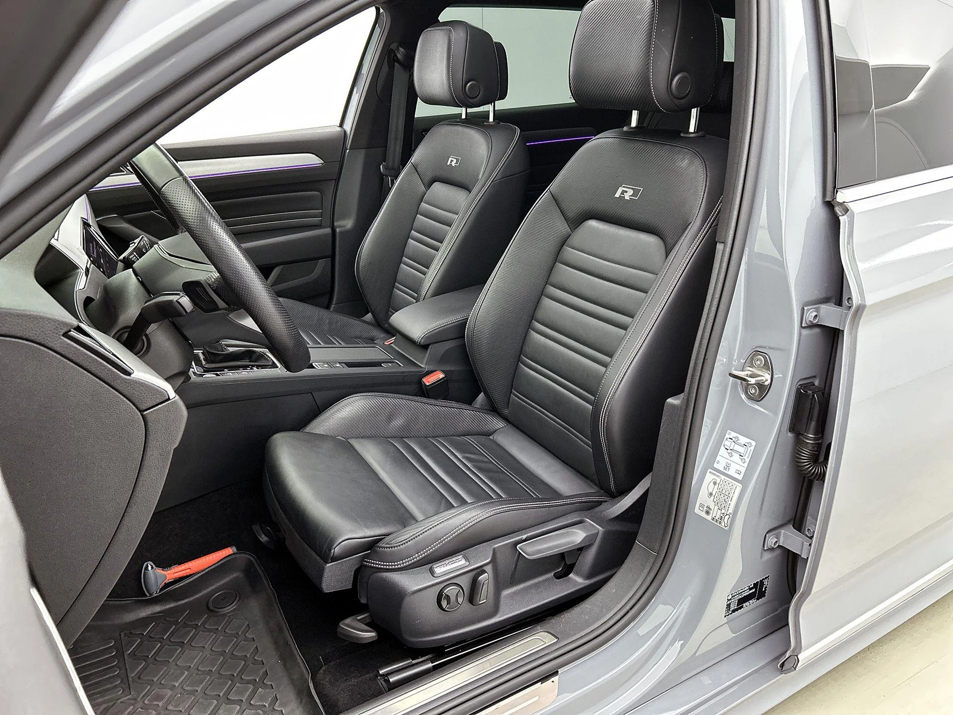 Volkswagen-Passat-image-42
