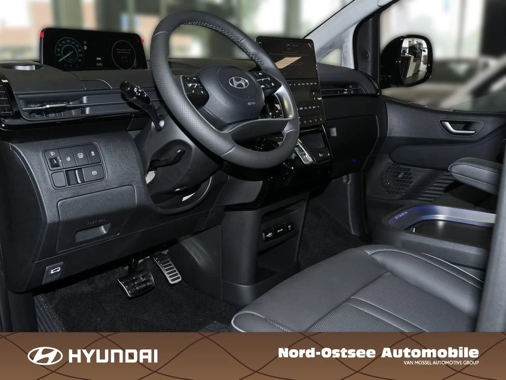 Hyundai Staria HEV 7-Sitzer Signature 360 4xSHZ ACC AUT