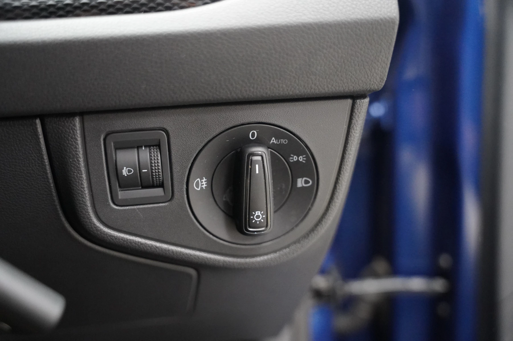 Volkswagen-Polo-image-18