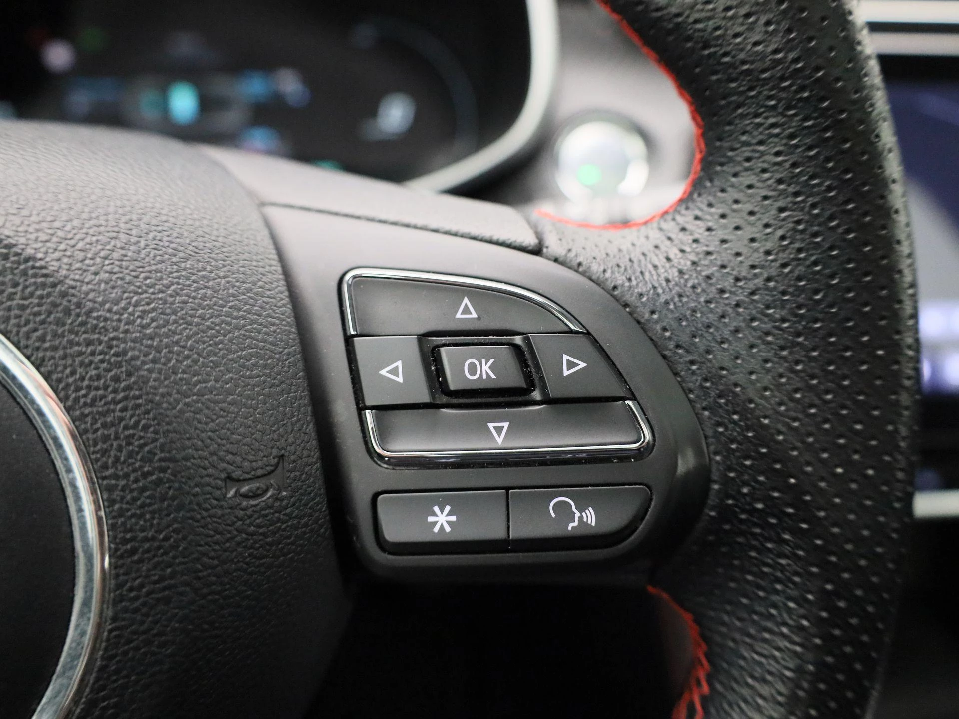 MG ZS EV Standard Range Luxury 50 kWh
