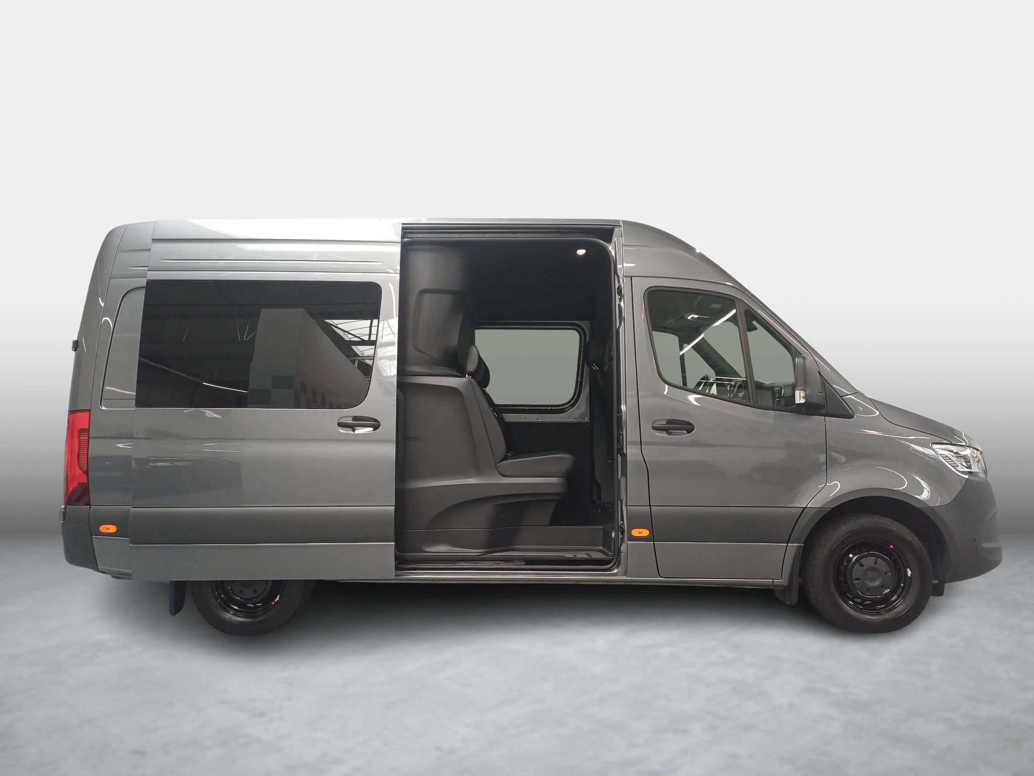 Mercedes-Benz Sprinter 319 CDI GB L2 RWD 3.5T + DUBBEL CABINE + LUCHTVERING +