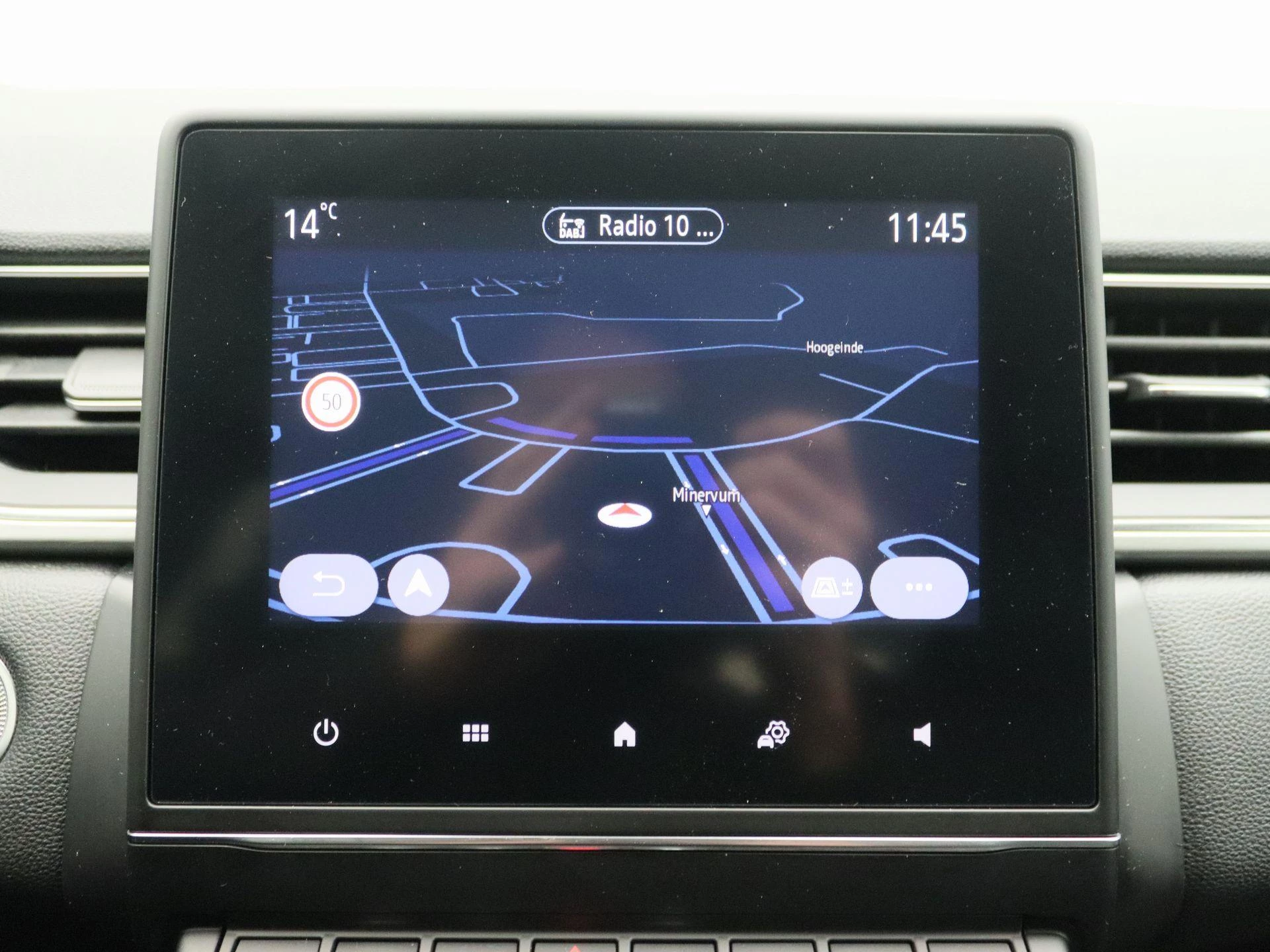 Renault-Captur-image-8
