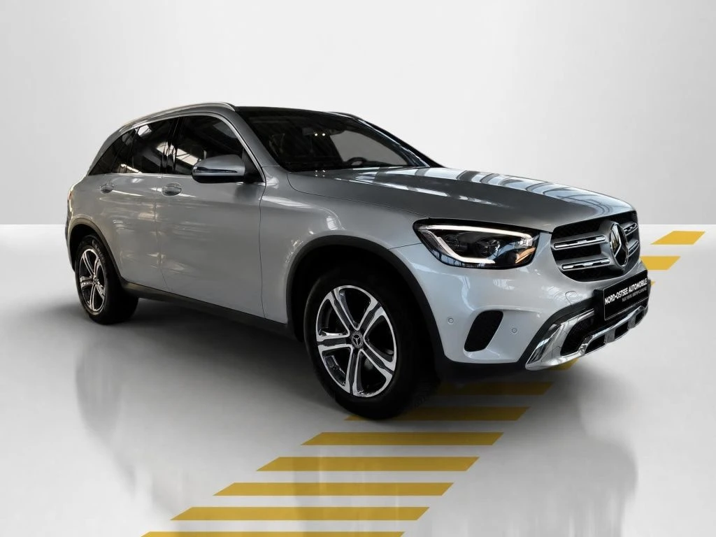 Mercedes-Benz-GLC 220 d-image-15