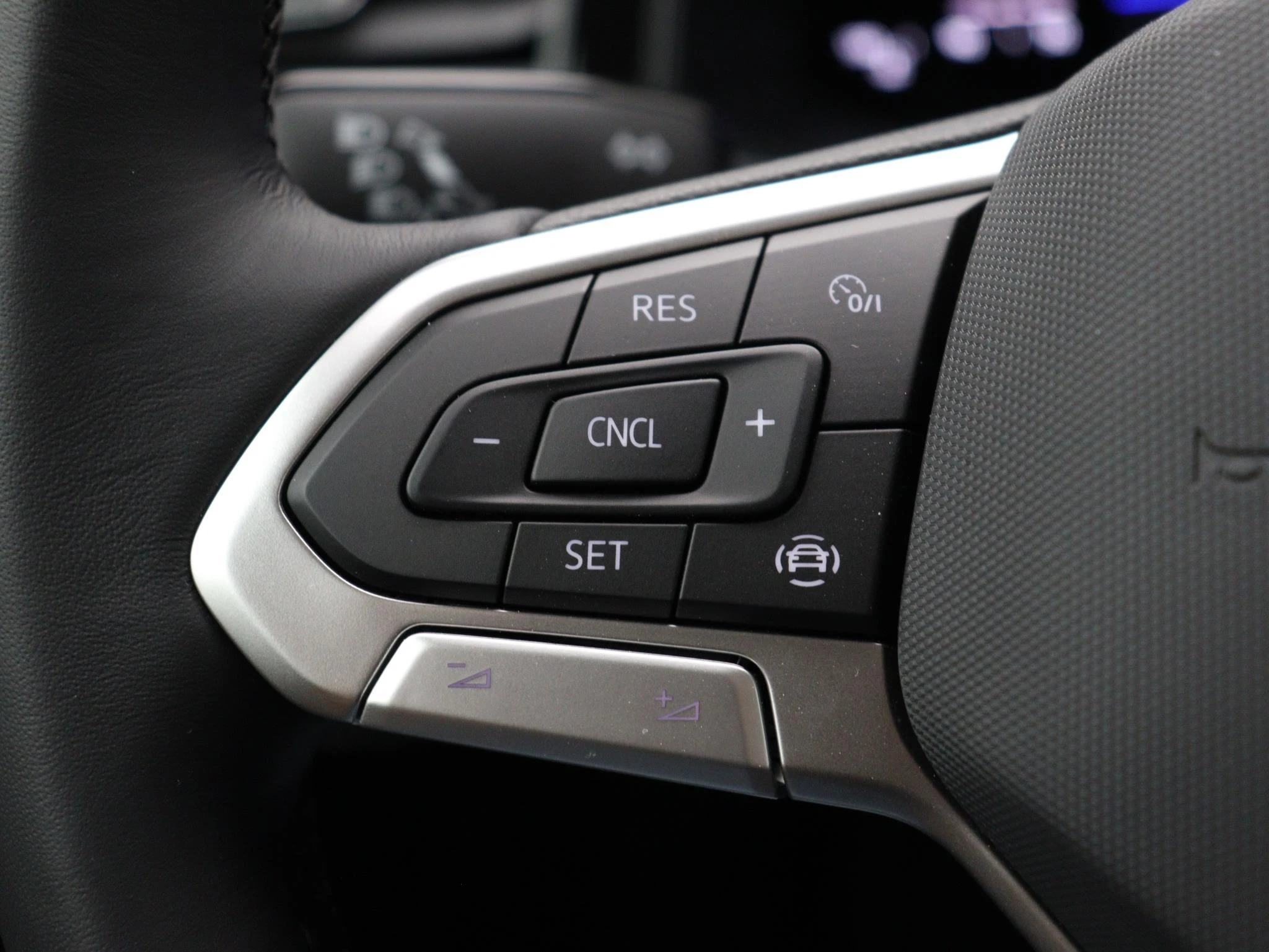 Volkswagen-Polo-image-19