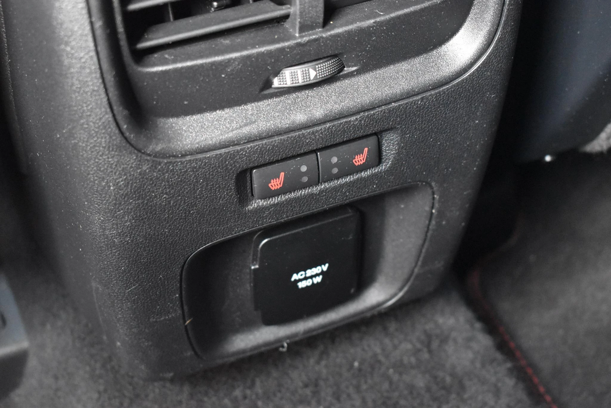 Ford-Kuga-image-33