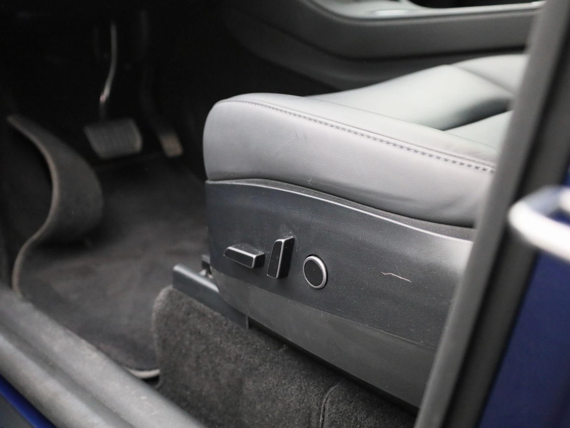Tesla-Model Y-image-32