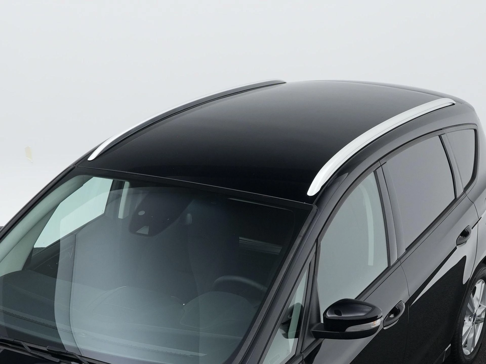 Ford-S-Max-image-50