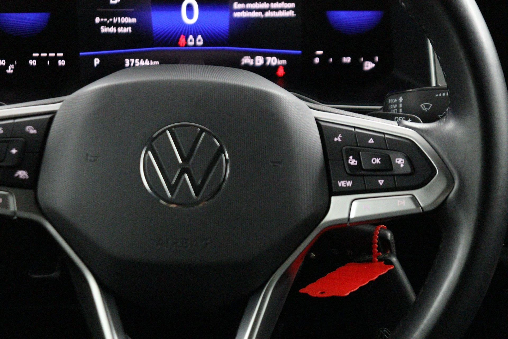 Volkswagen-Polo-image-28