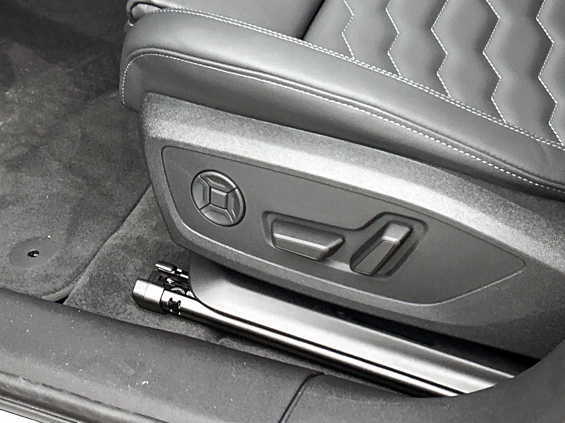 Audi A6 Sportback e-tron S edition 83 kWh