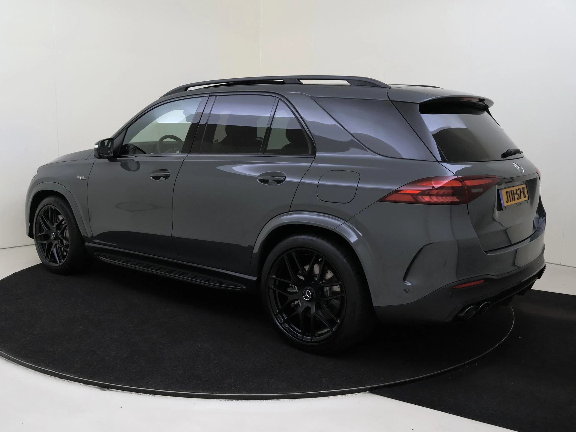 Mercedes-Benz-GLE-image-5