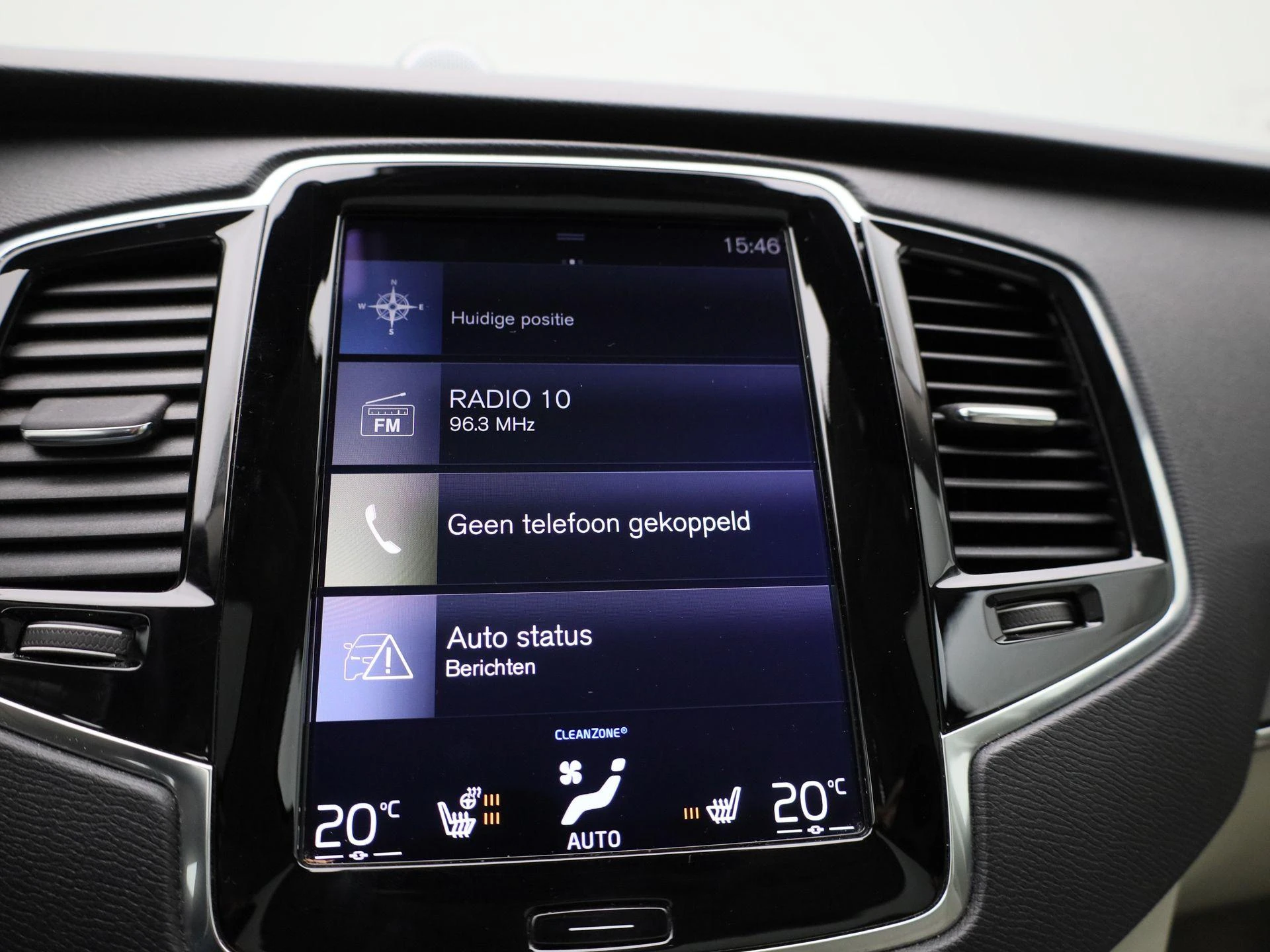 Volvo-XC90-image-18