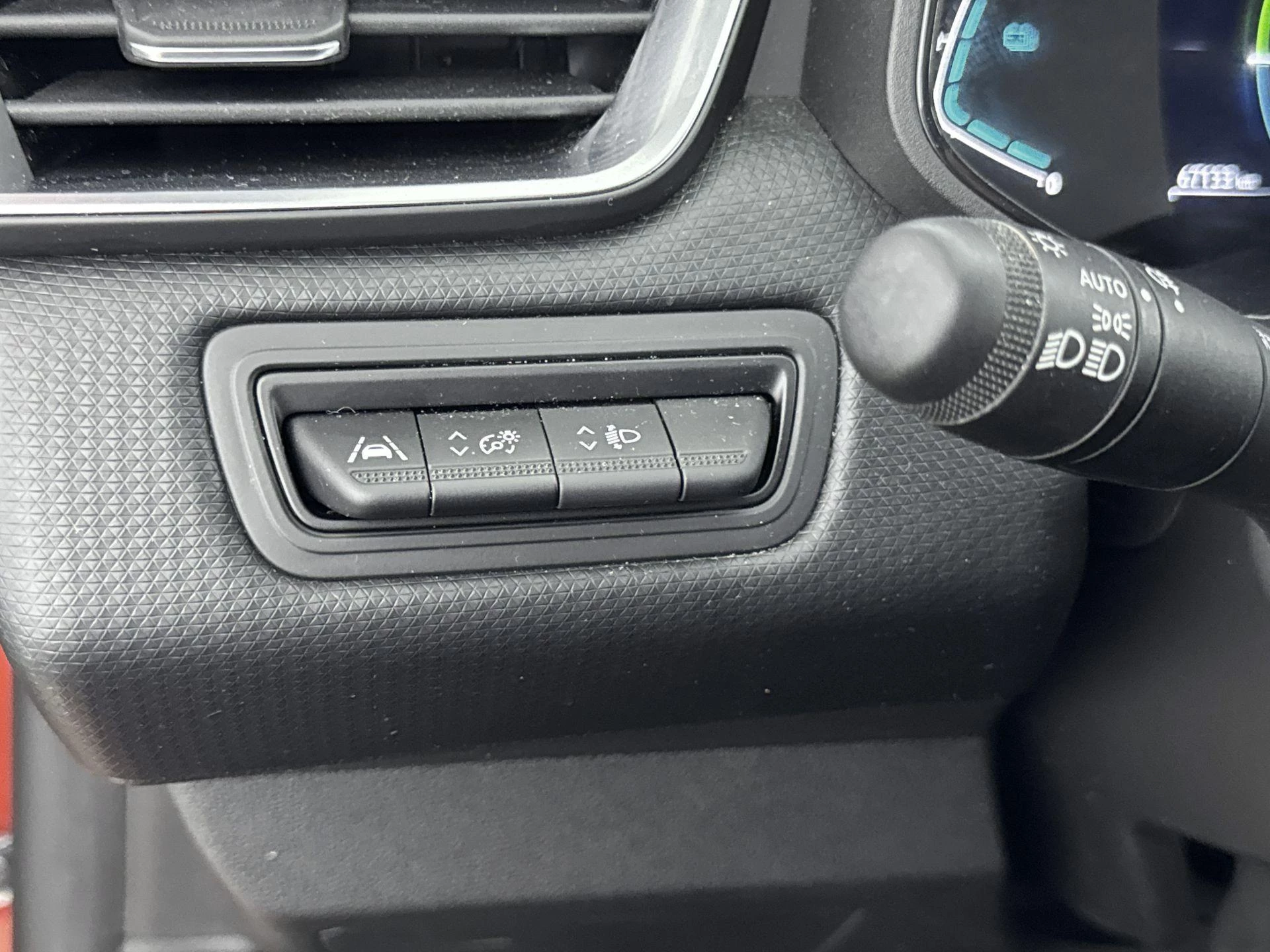 Renault-Clio-image-21