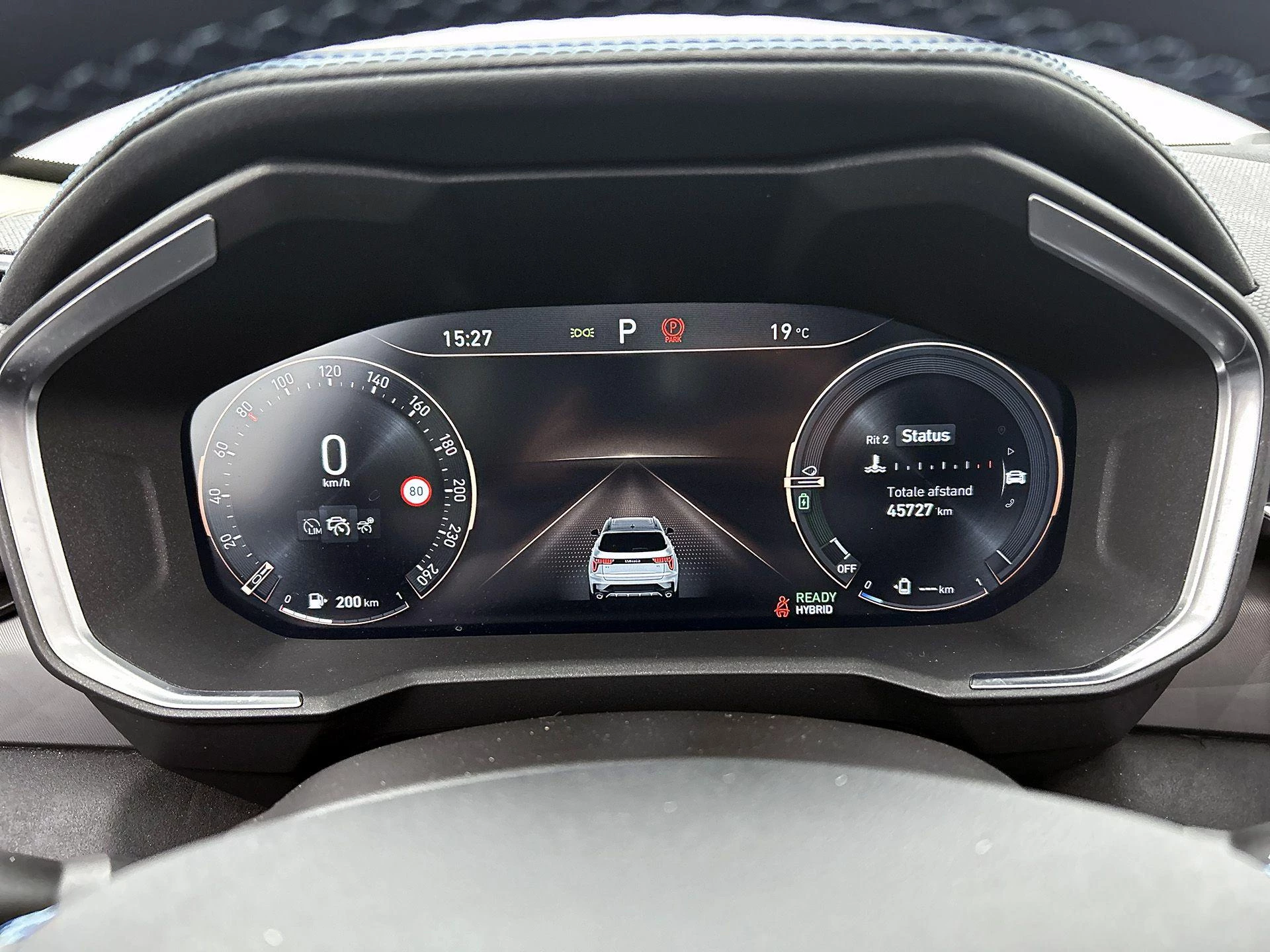 Lynk & Co-01-image-20