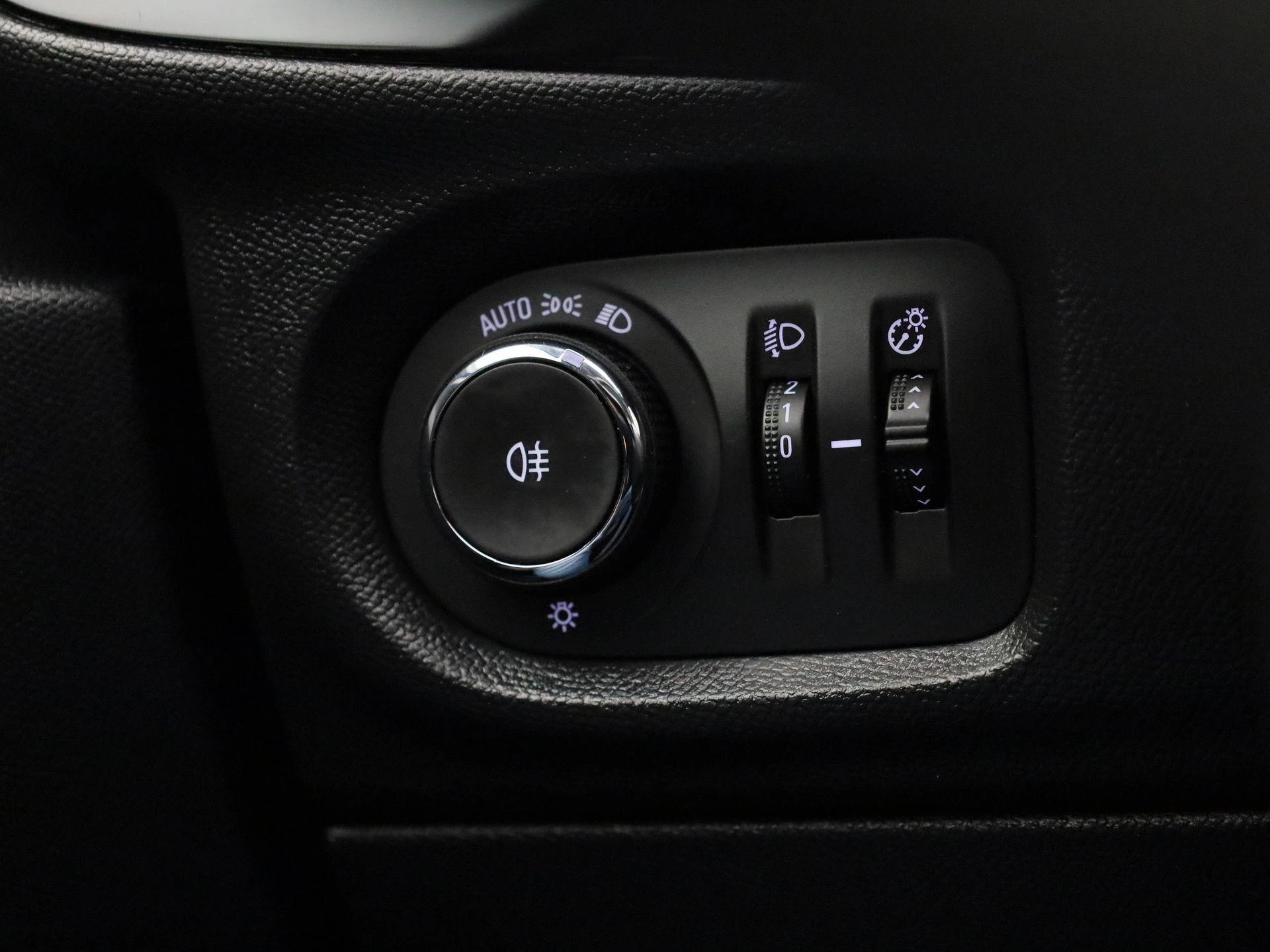 Opel-Corsa-e-image-24