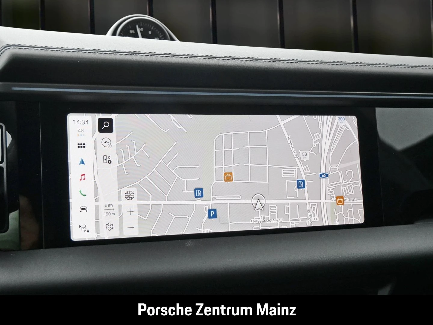 Porsche-Macan-image-12