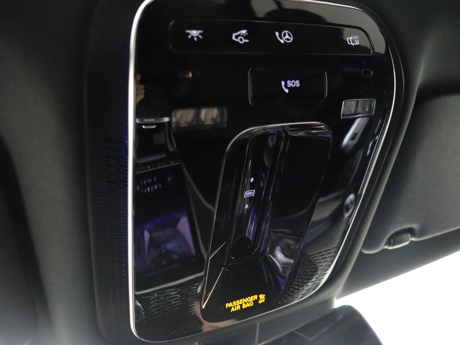 Mercedes-Benz-C-Klasse-image-21