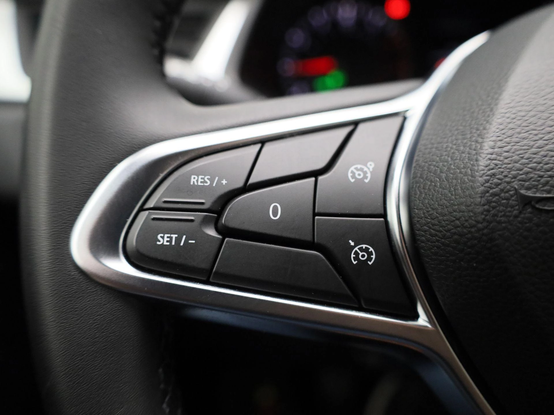 Renault-Captur-image-16