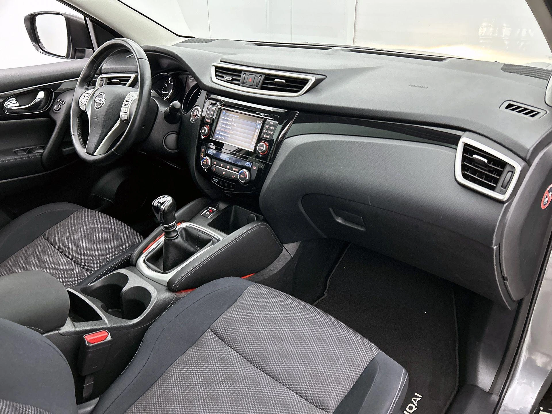 Nissan-QASHQAI-image-20