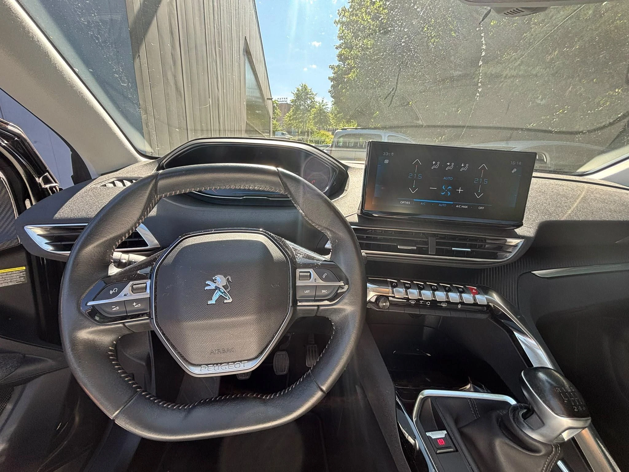 Peugeot-3008-image-8