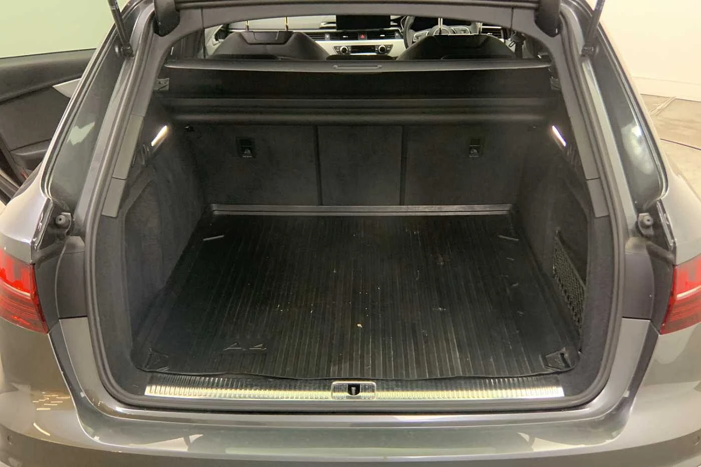 Audi-A4-image-8