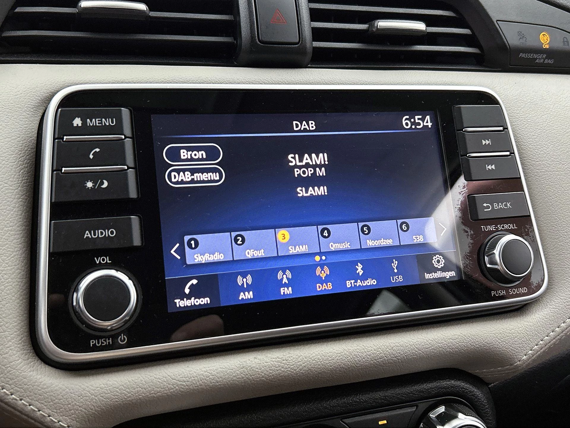 Nissan Micra 1.0 IG-T N-Connecta