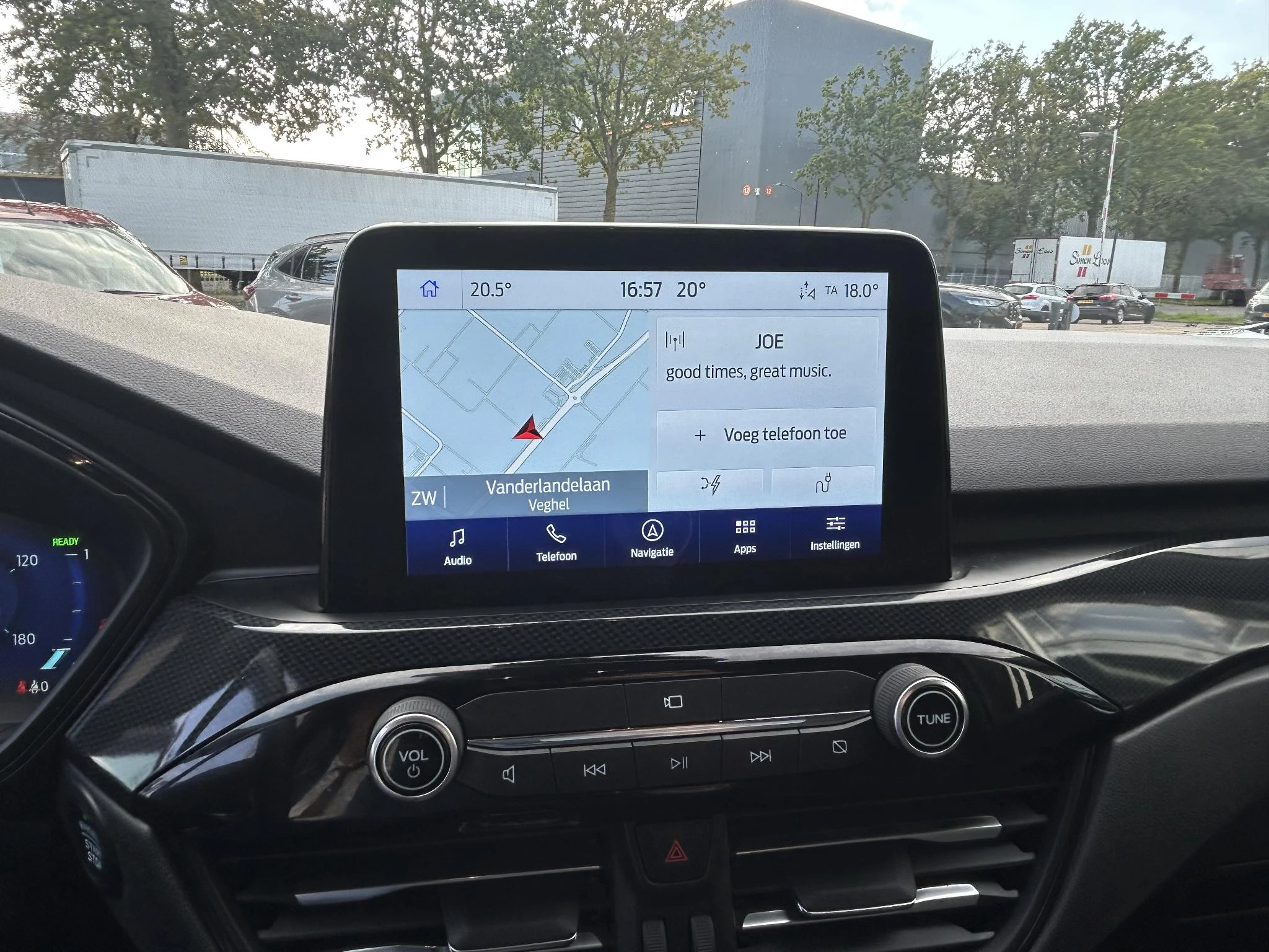 Ford-Kuga-image-18