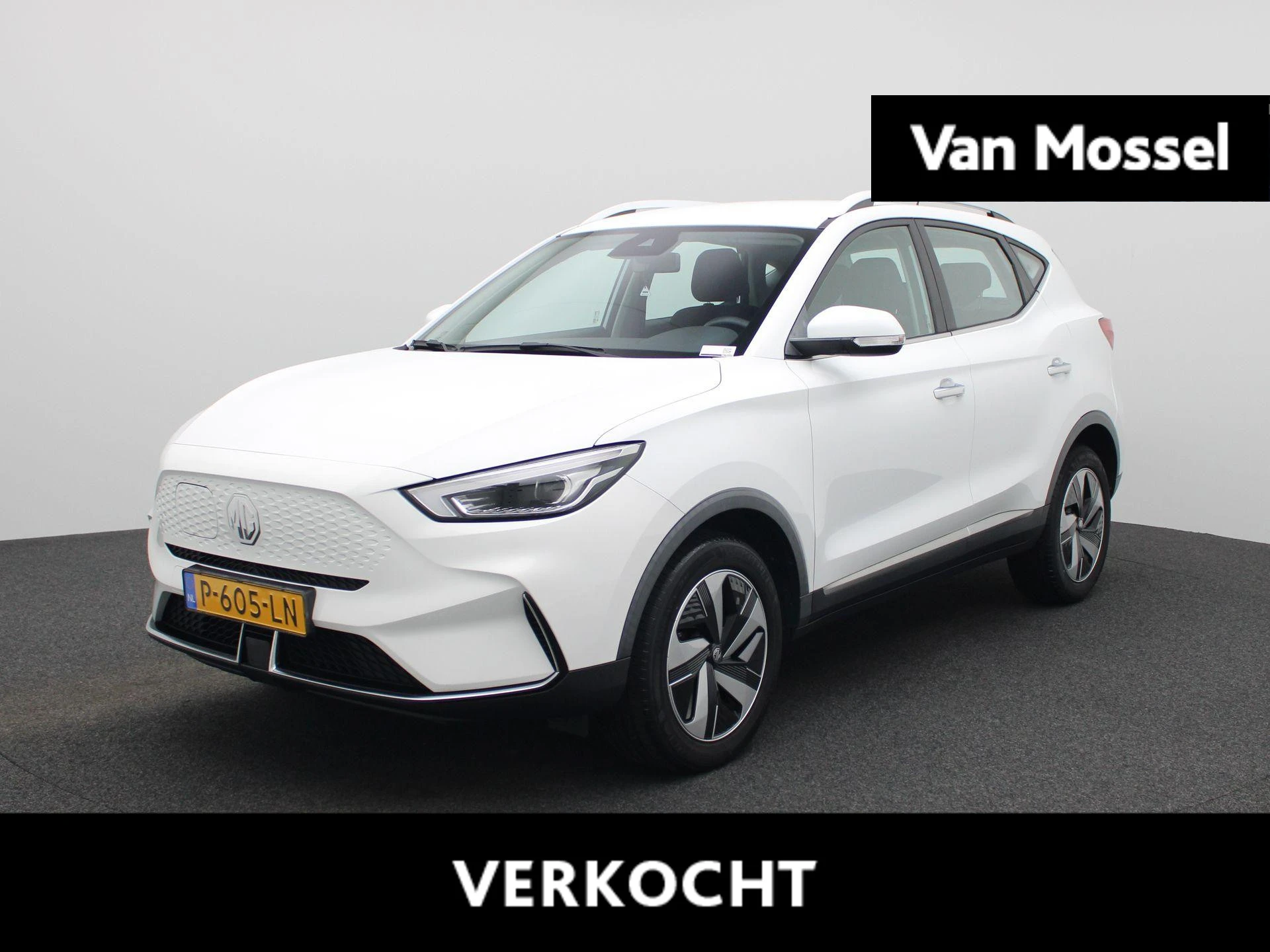 MG-ZS EV-image-0