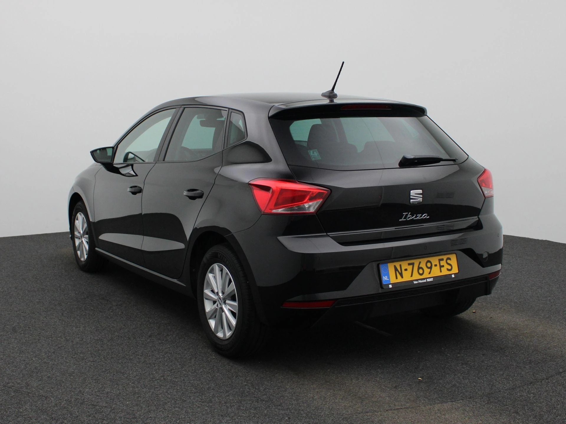 SEAT-Ibiza-image-1
