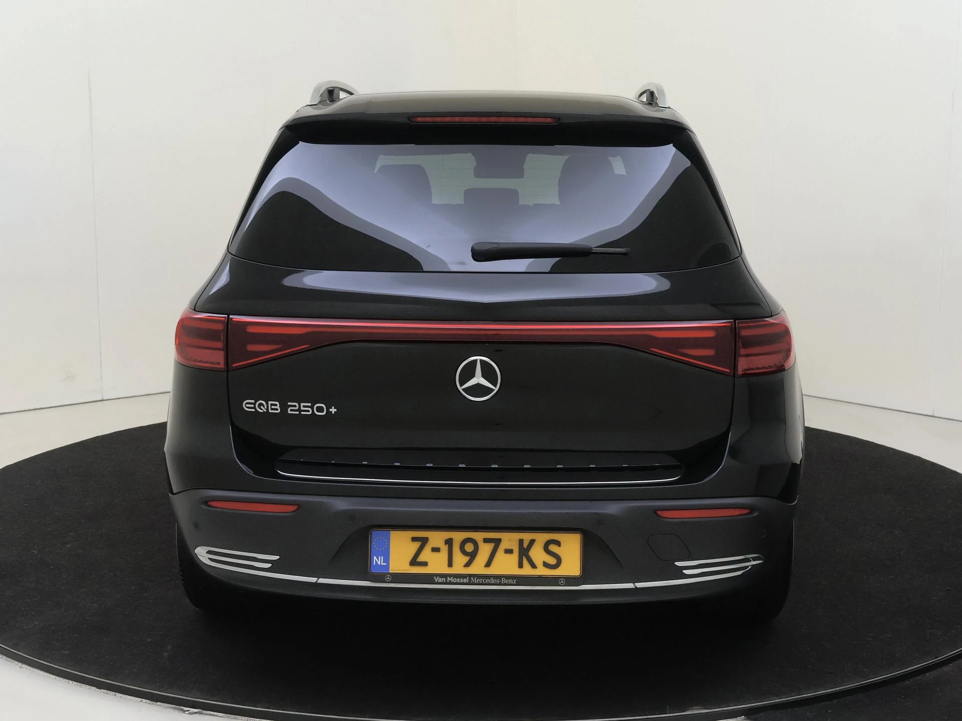 Mercedes-Benz EQB 250+ Luxury Line 71 kWh