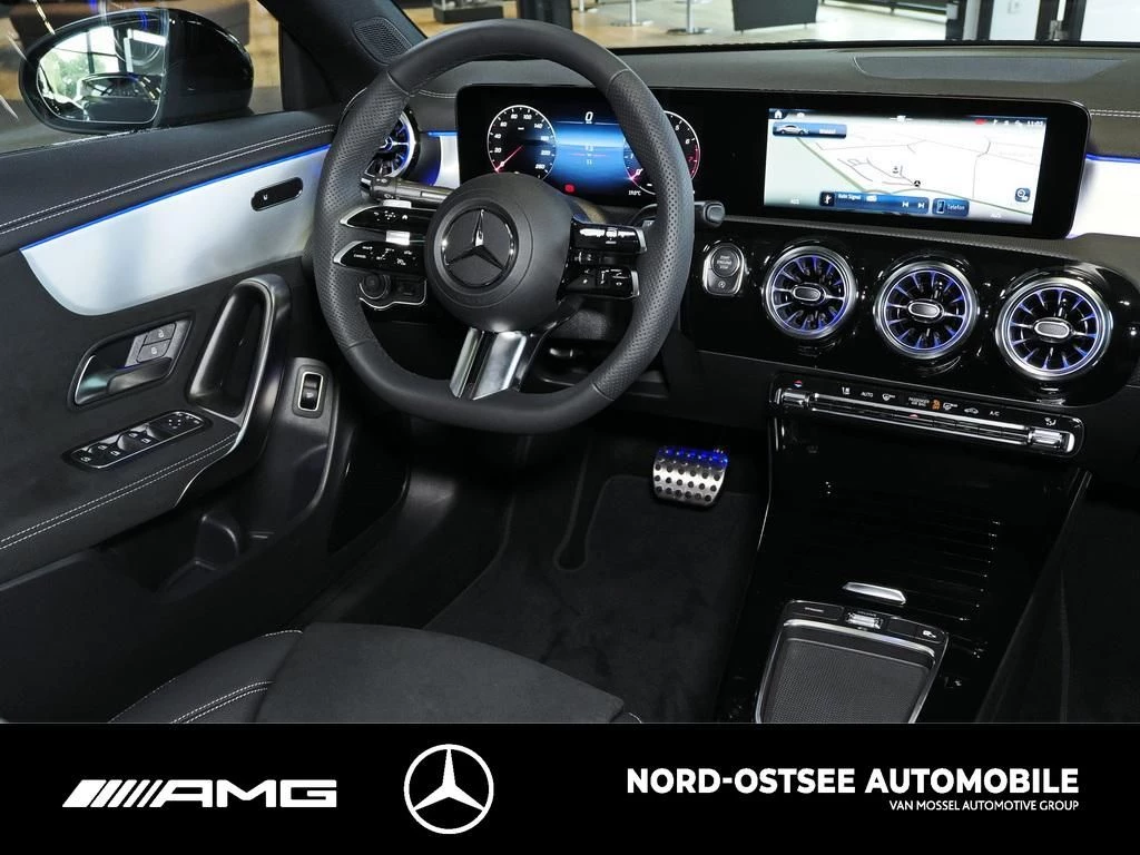 Mercedes-Benz CLA 180 AMG NIGHT PANO WINTER-PAKET 19Z DISTR. AMG Line