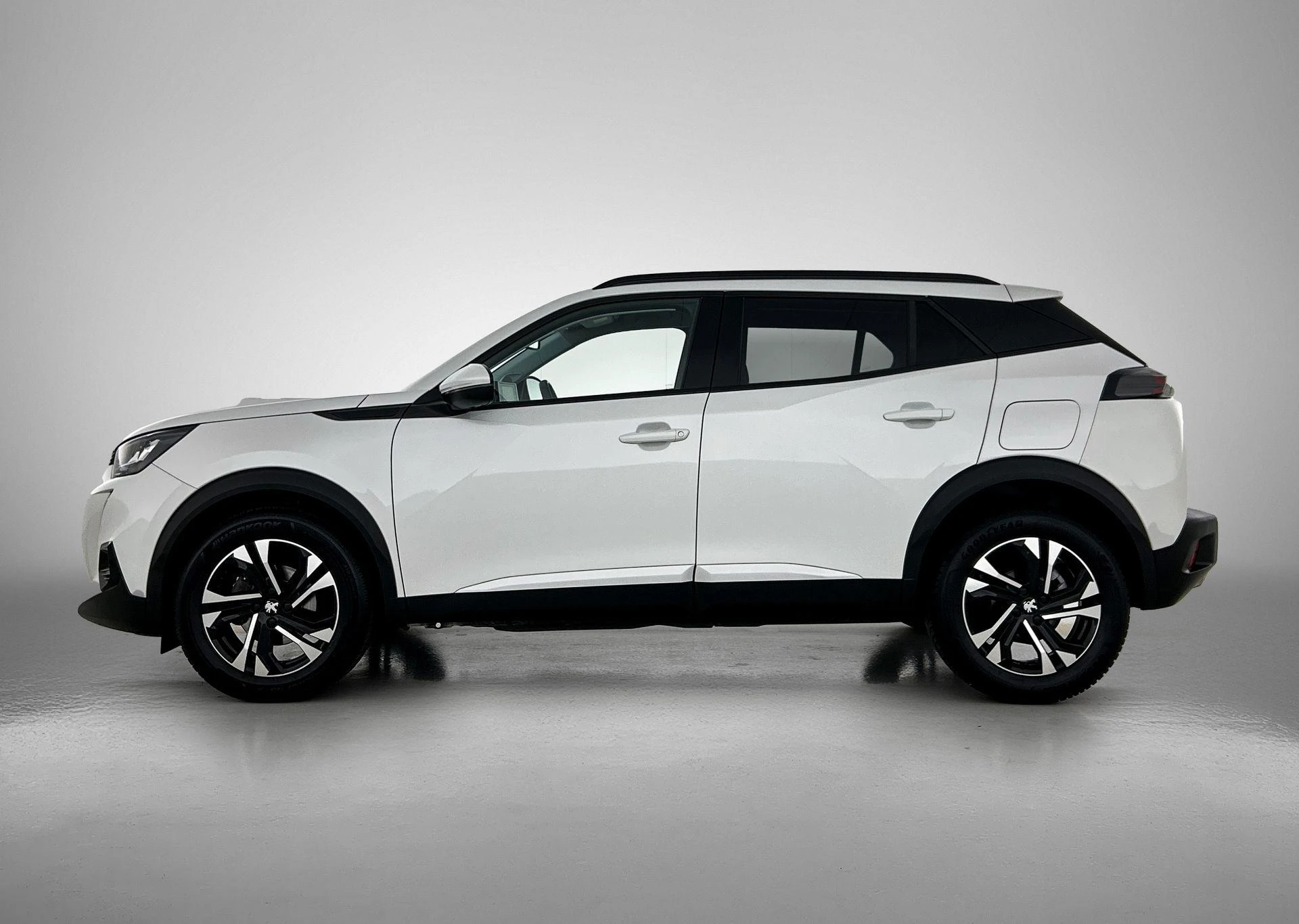 Peugeot-2008-image-1