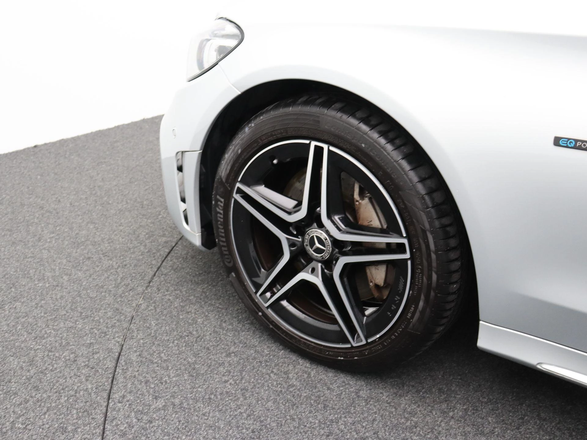 Mercedes-Benz C-Klasse 300 e Sedan AMG LINE + BURMESTER + PANORAMISCH DAK + CARPLAY +