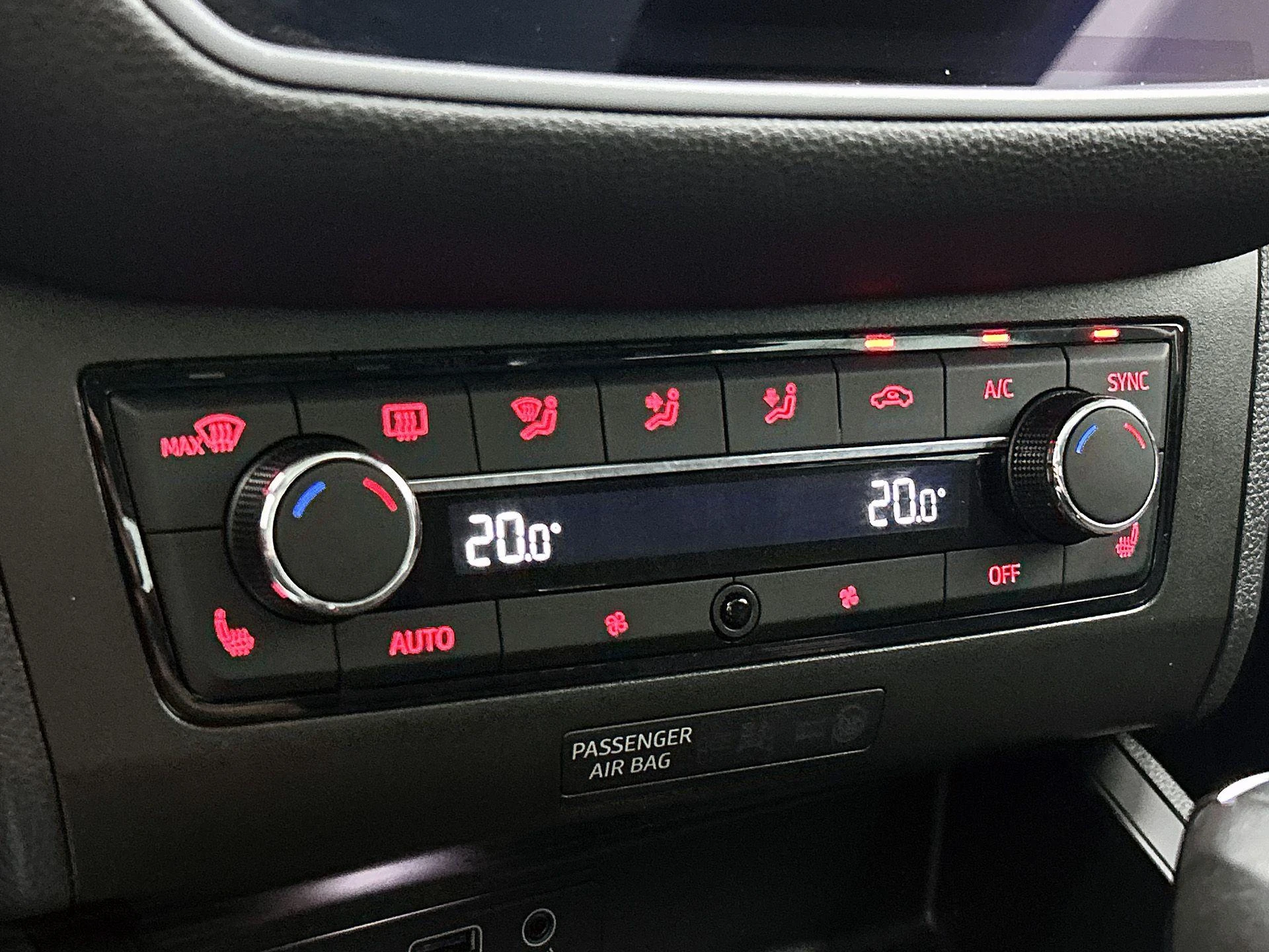 SEAT-Ibiza-image-19