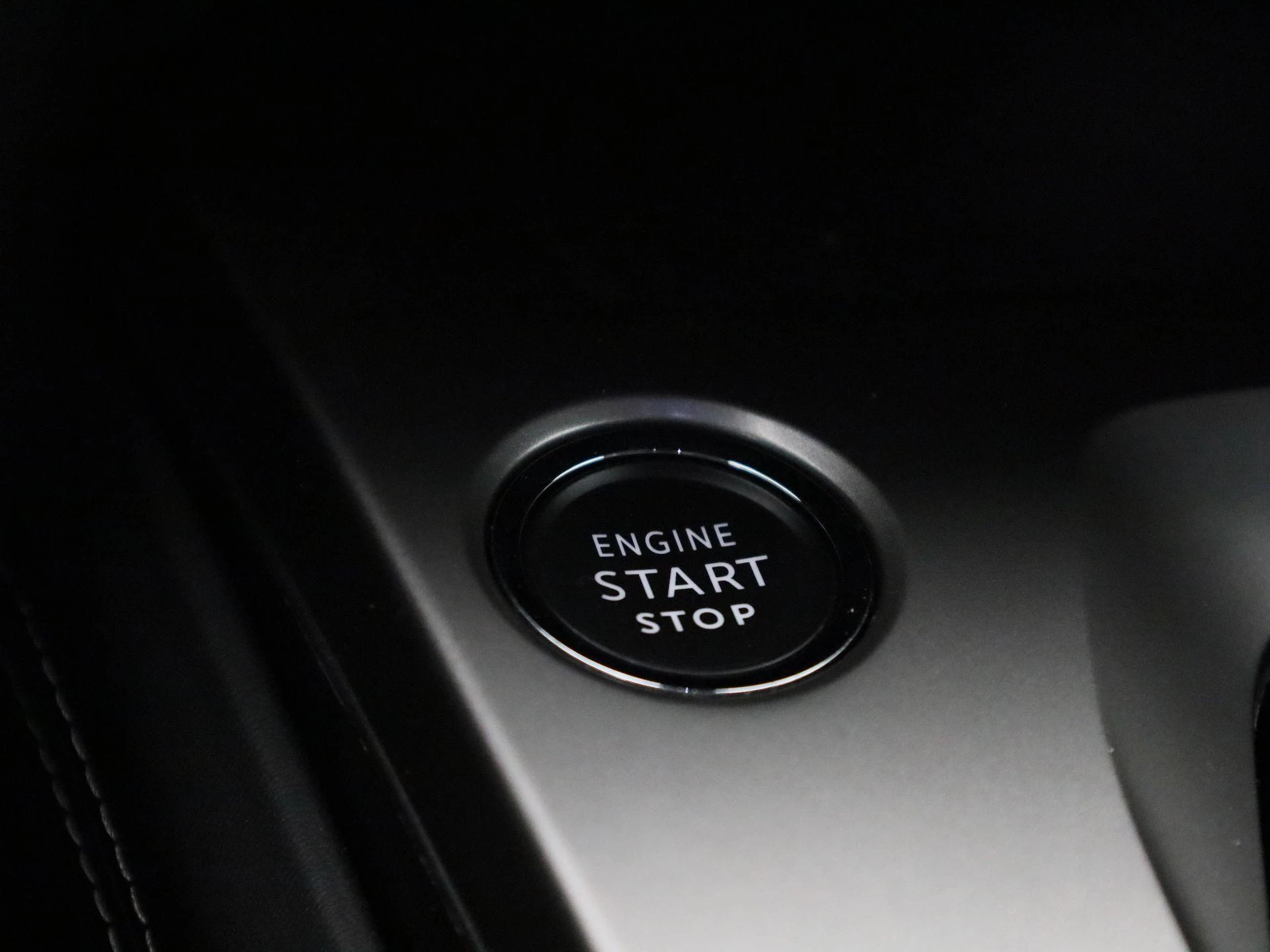 Peugeot-308-image-25