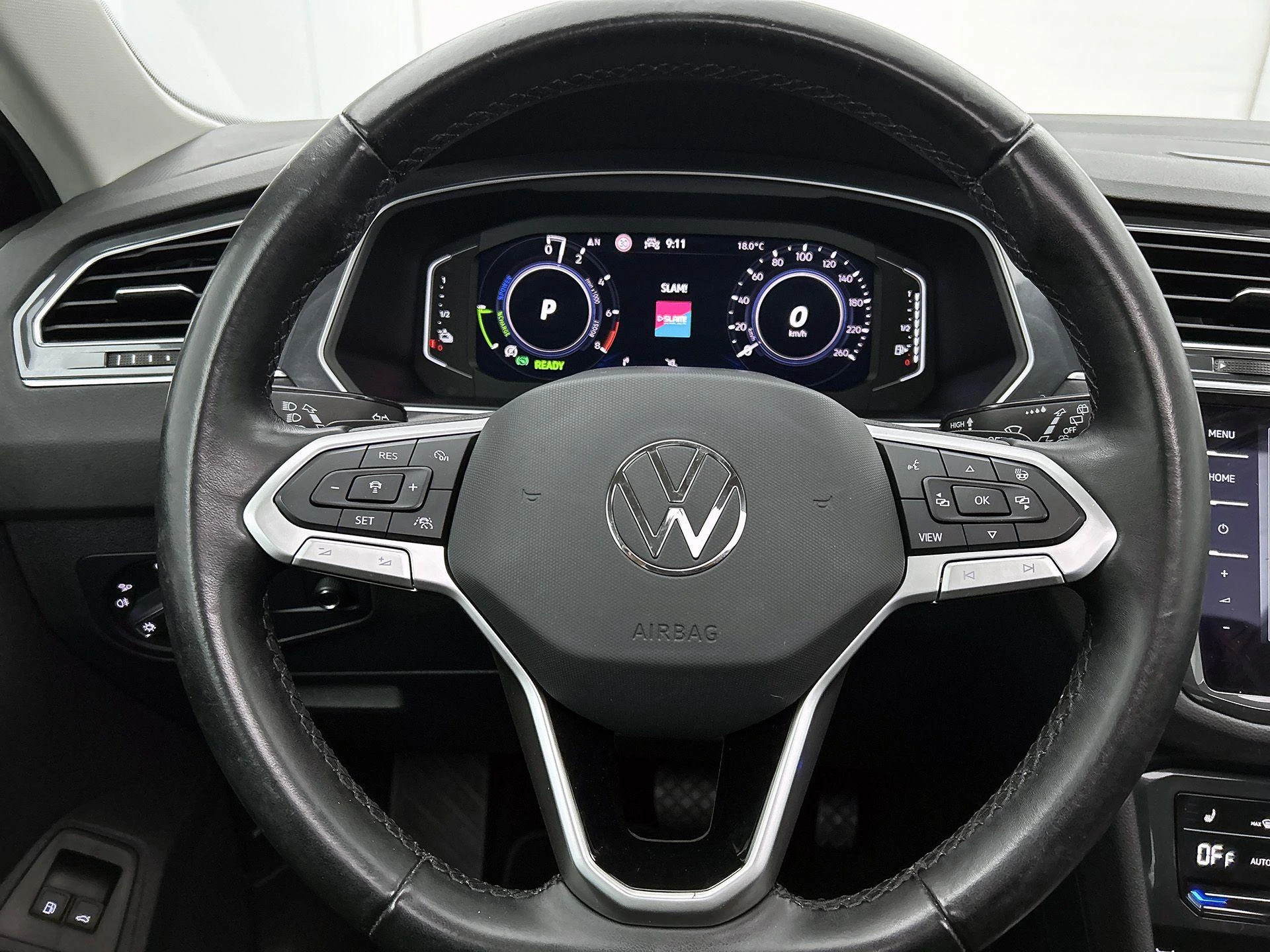 Volkswagen-Tiguan-image-34