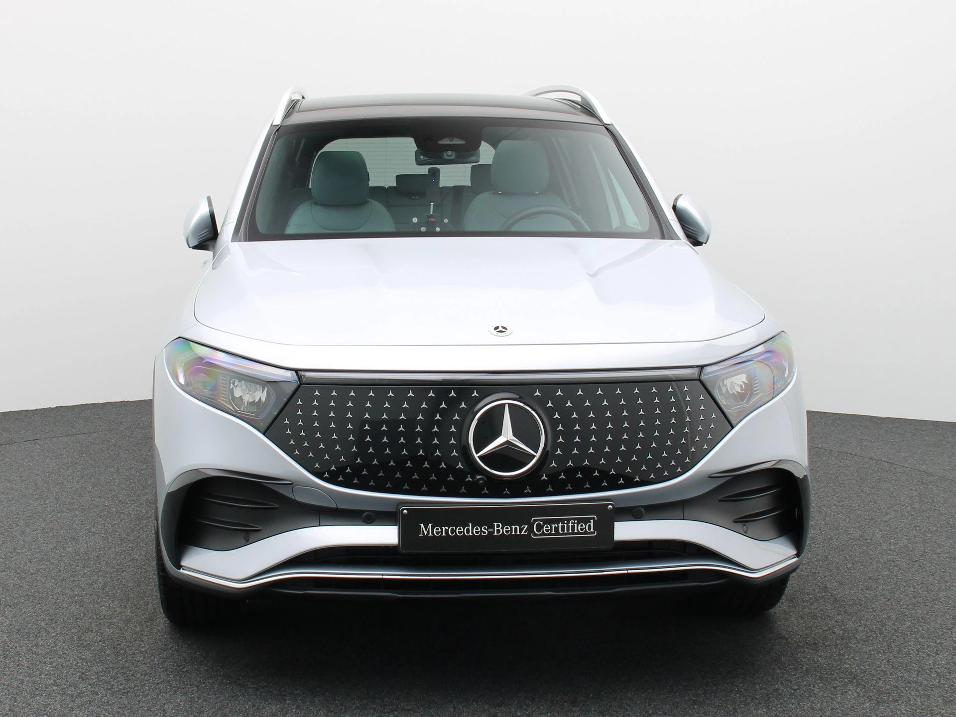 Mercedes-Benz Eqb